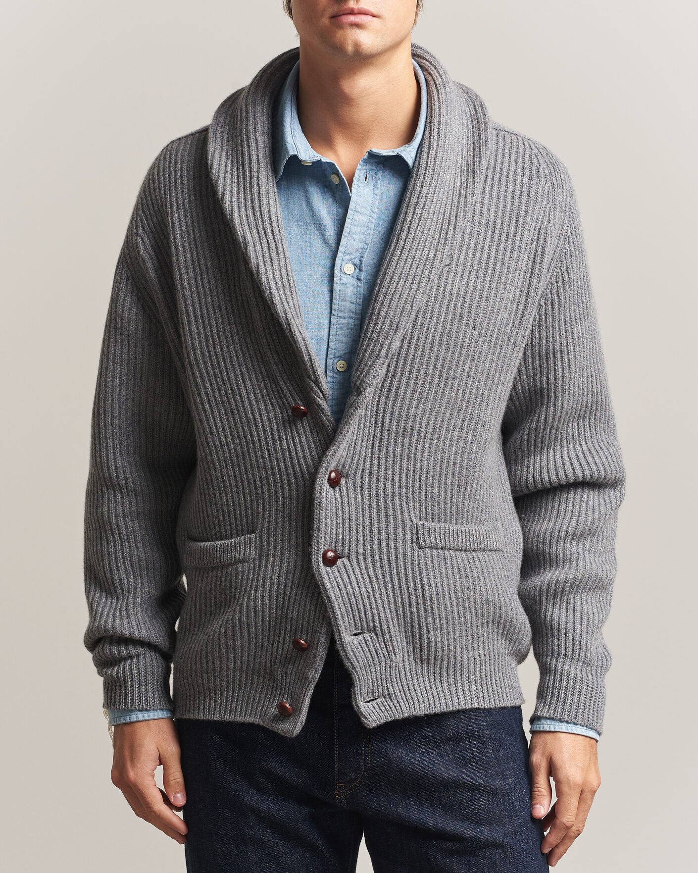 Hombres | Jerséis y prendas de punto | William Lockie | Windsor Cashmere Shawl Cardigan Flannel Grey