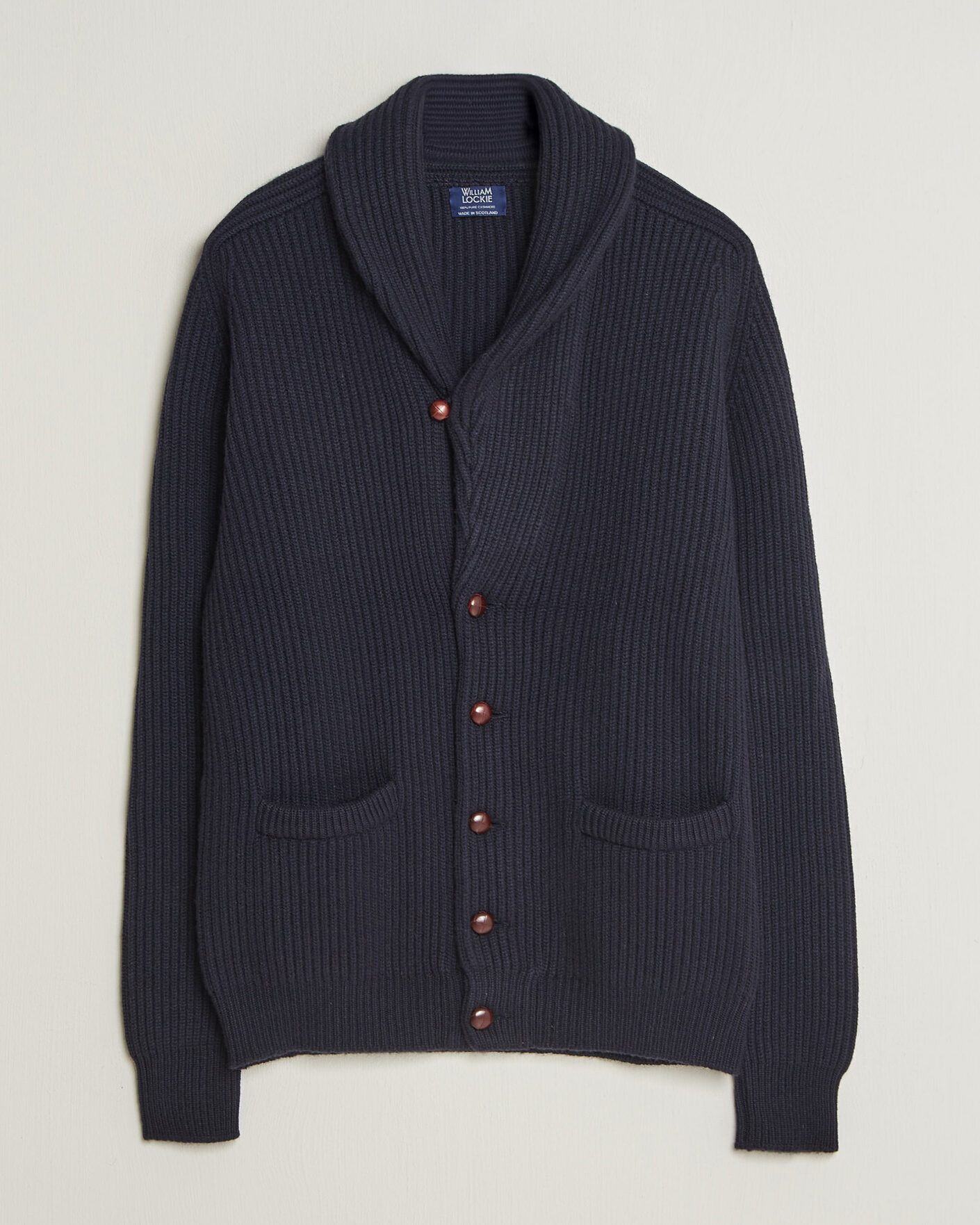 Hombres | Jerséis y prendas de punto | William Lockie | Windsor Cashmere Shawl Cardigan Navy
