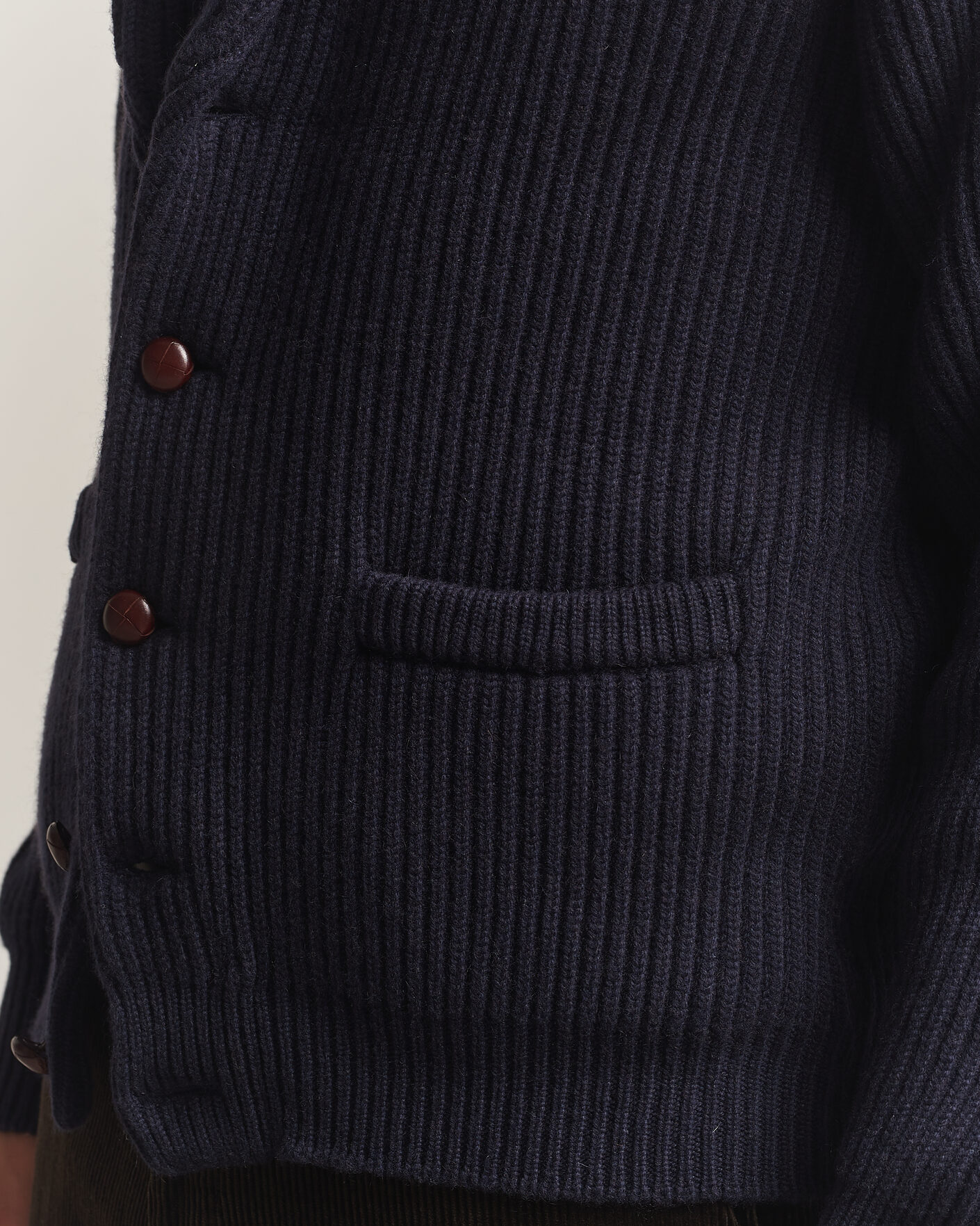 Hombres | Jerséis y prendas de punto | William Lockie | Windsor Cashmere Shawl Cardigan Navy