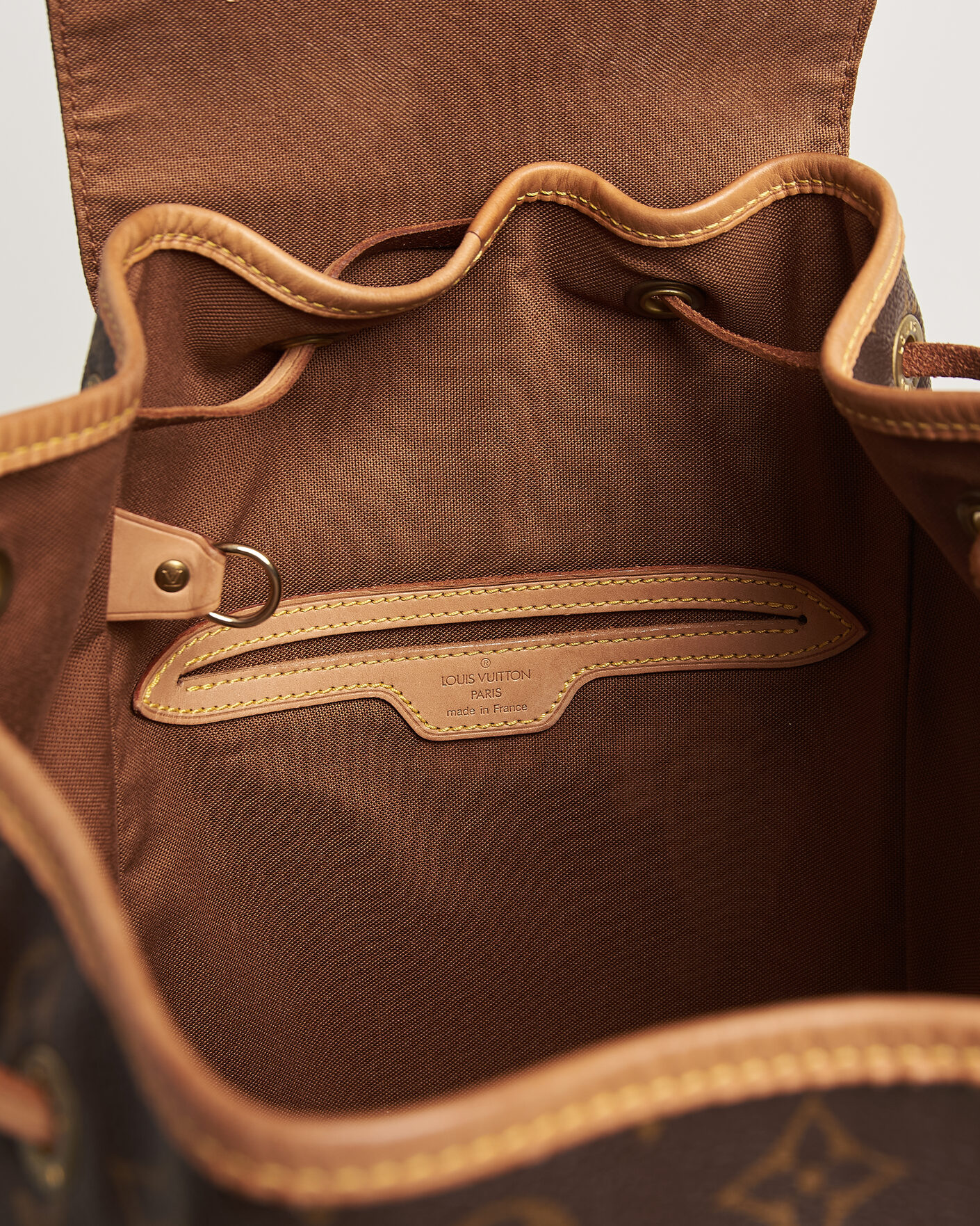 Hombres | Pre-Owned & Vintage Bags | Louis Vuitton Pre-Owned | Montsouris GM Backpack Monogram