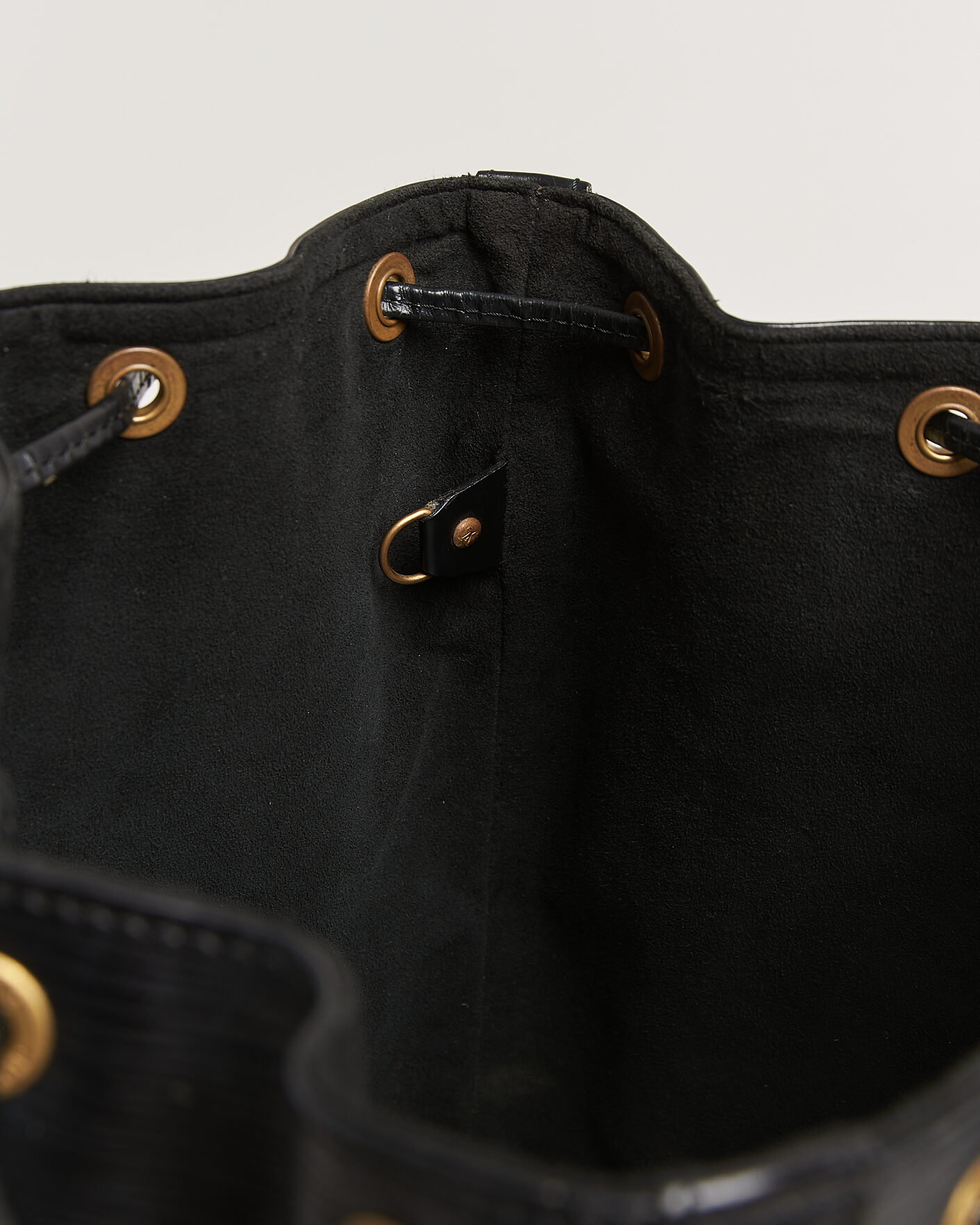 Hombres | Pre-Owned & Vintage Bags | Louis Vuitton Pre-Owned | Noé Epi Leather Black