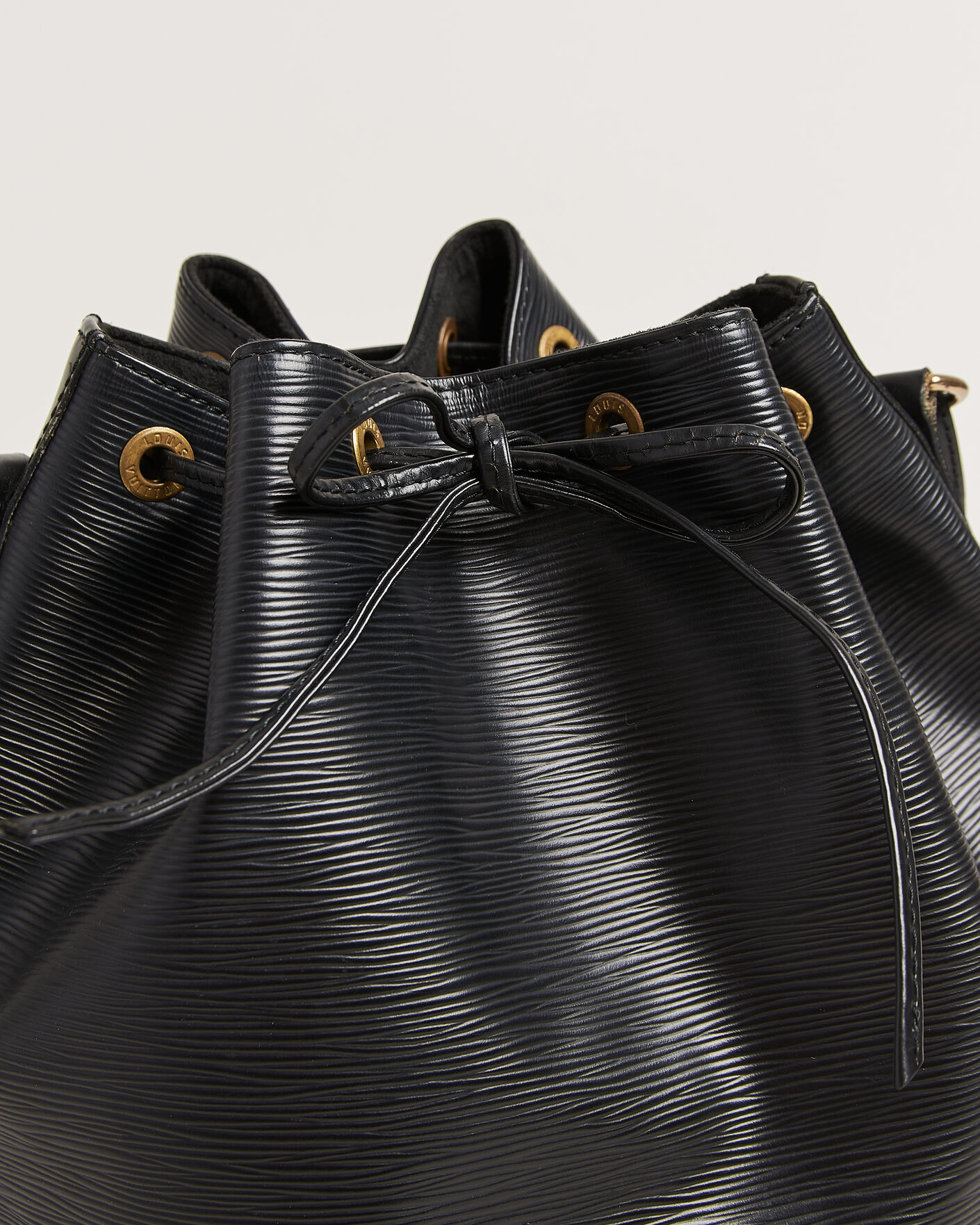 Hombres | Pre-Owned & Vintage Bags | Louis Vuitton Pre-Owned | Noé Epi Leather Black