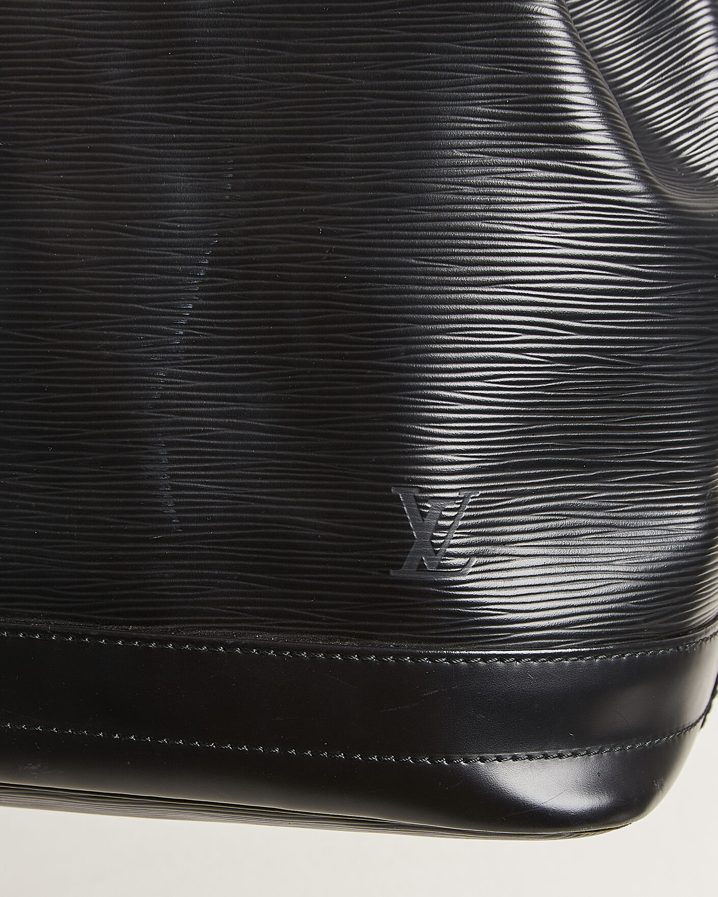 Hombres | Pre-Owned & Vintage Bags | Louis Vuitton Pre-Owned | Noé Epi Leather Black