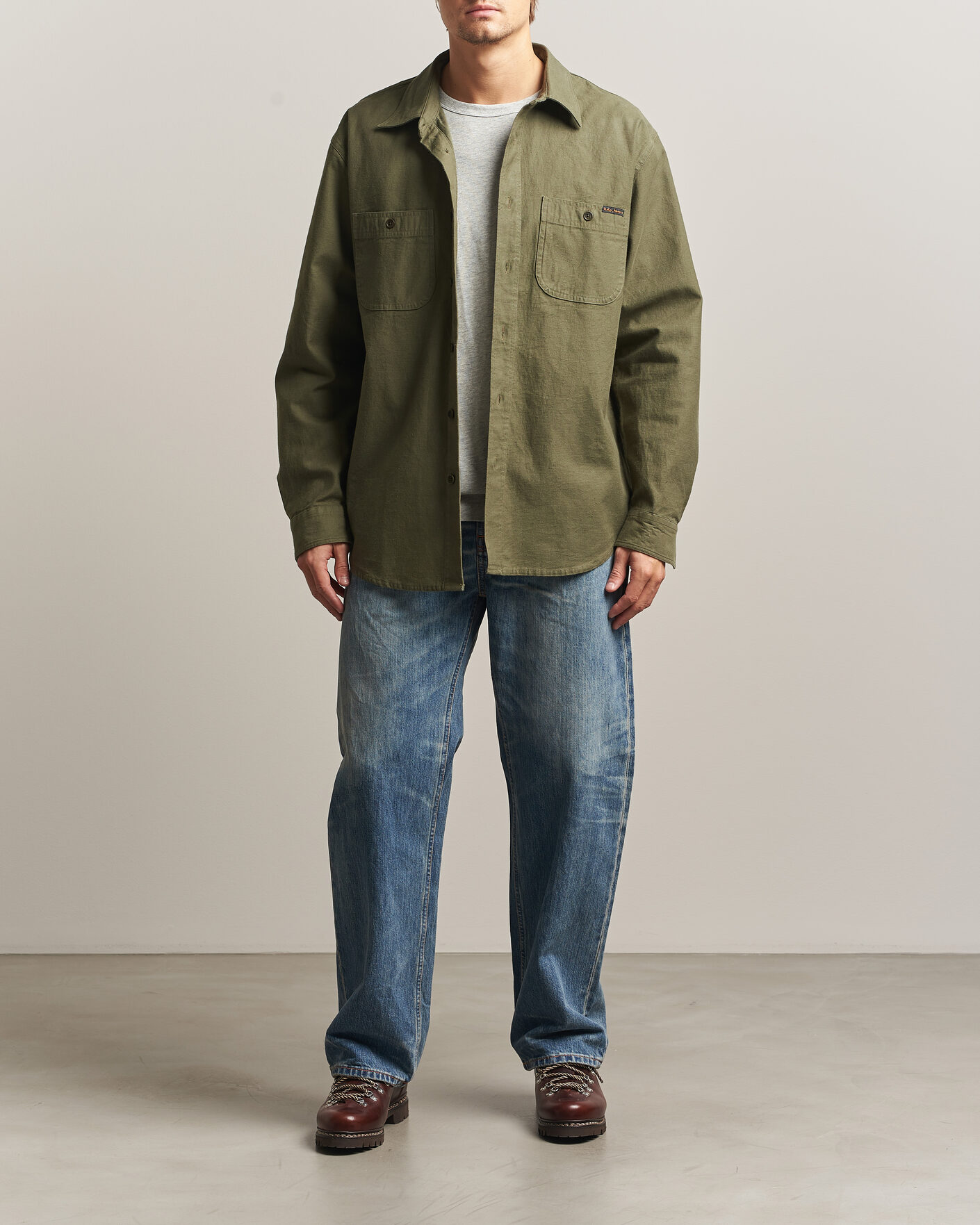 Hombres | Camisas | Nudie Jeans | Julian Worker Shirt Olive Green
