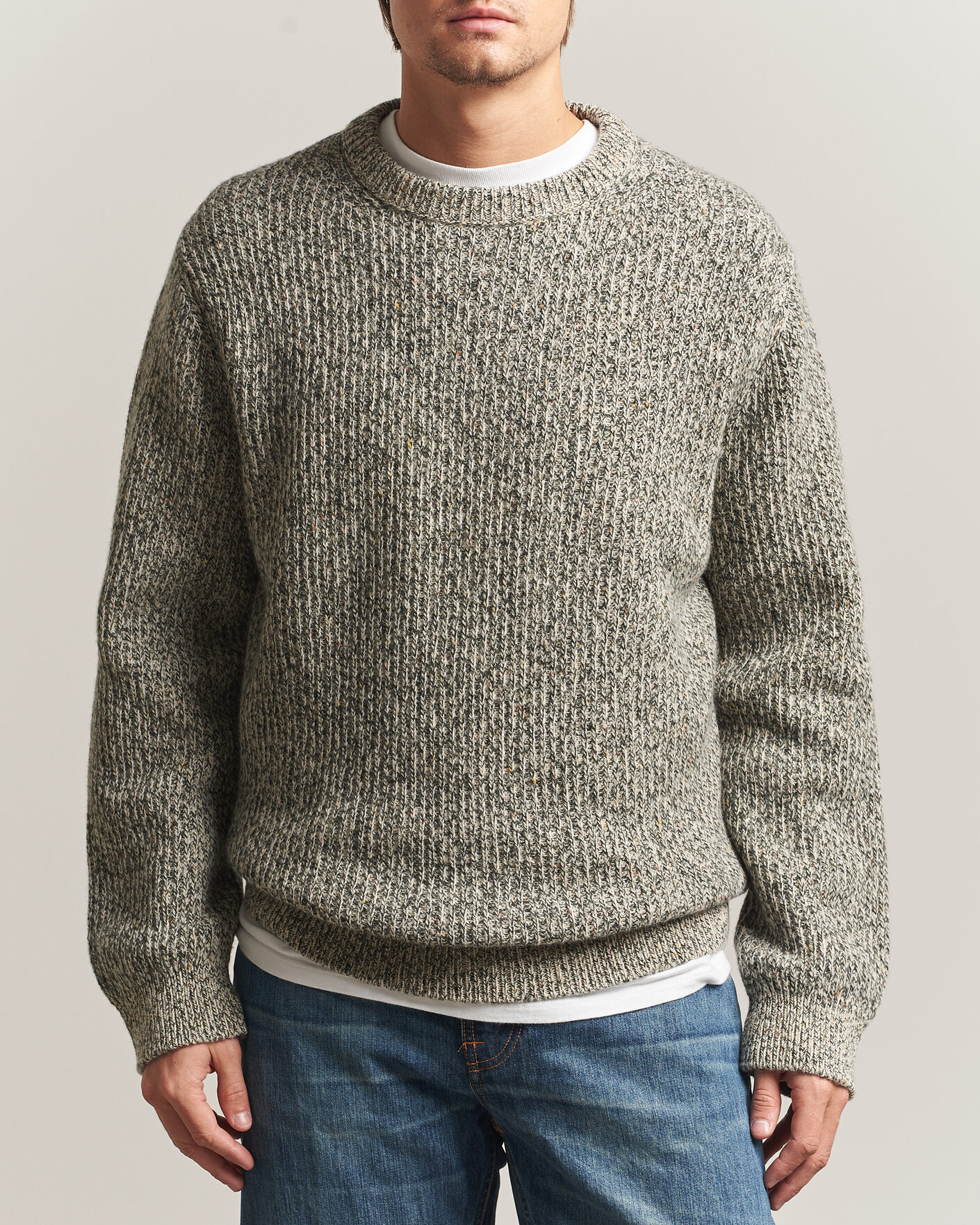 Hombres | Jerséis y prendas de punto | Nudie Jeans | August Wool Rib Knitted Sweater Green Melange