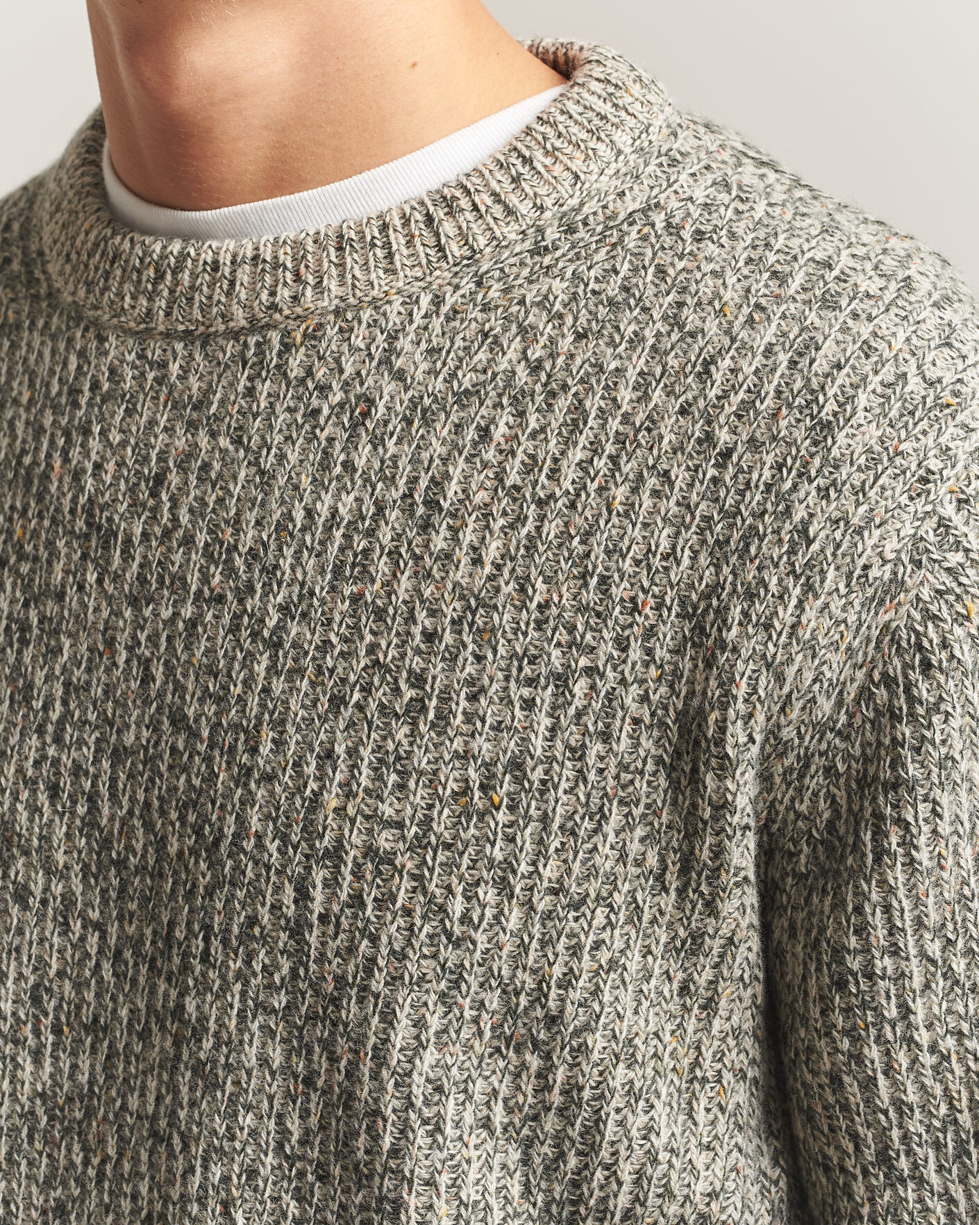 Hombres | Jerséis y prendas de punto | Nudie Jeans | August Wool Rib Knitted Sweater Green Melange