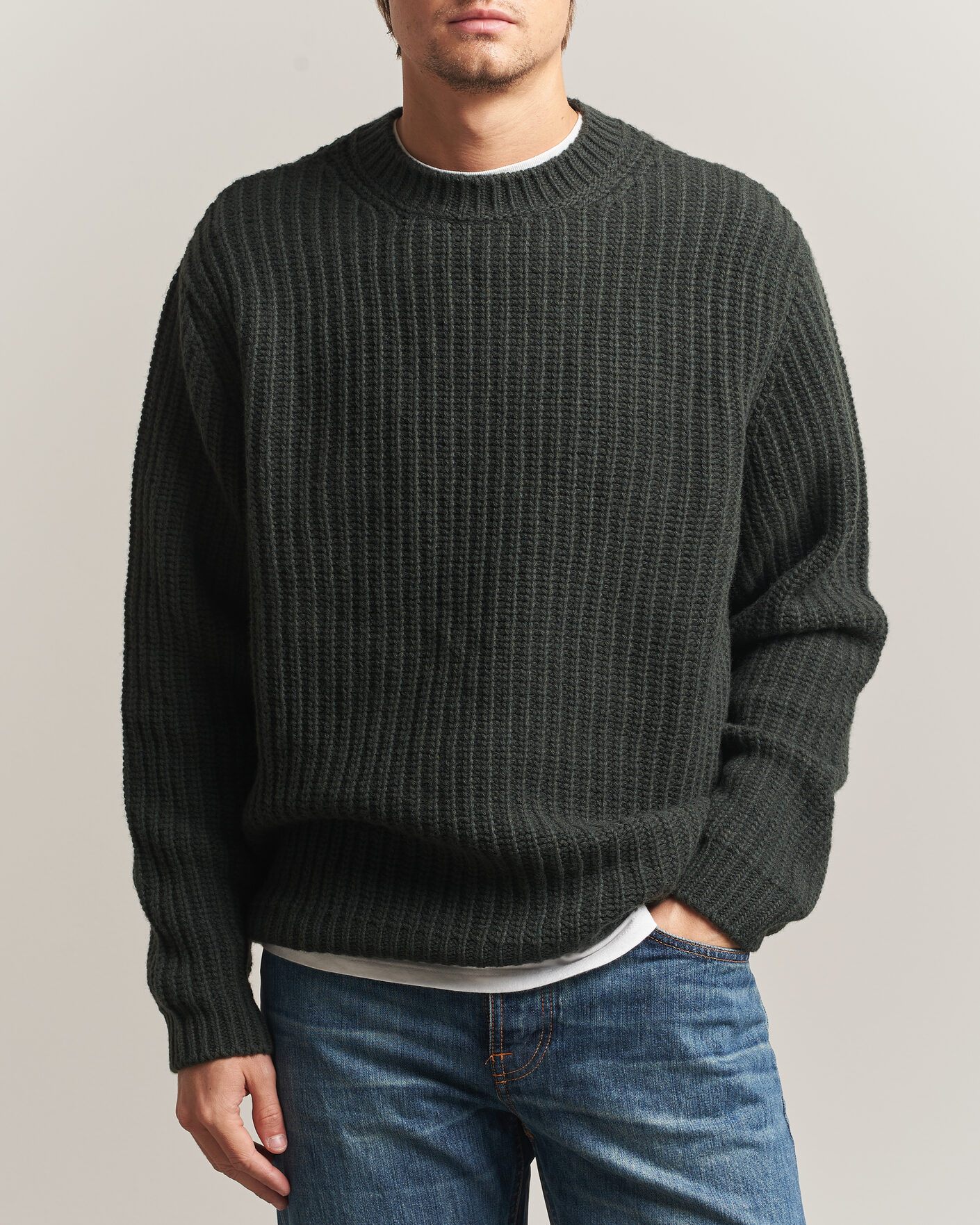 Hombres | Jerséis y prendas de punto | Nudie Jeans | Gurry Chunky Knitted Sweater Racing Green