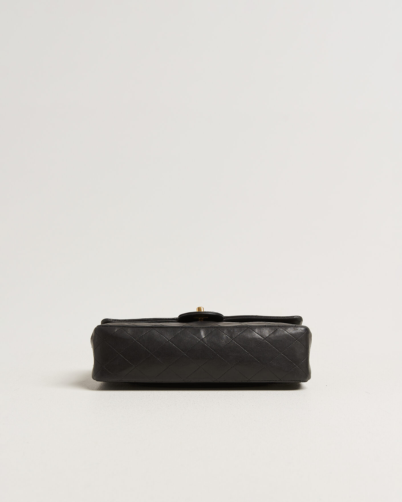 Hombres | Pre-Owned & Vintage Bags | Louis Vuitton Pre-Owned | Chanel Pre-Owned Classic Medium Double Flap Bag Lambskin Black