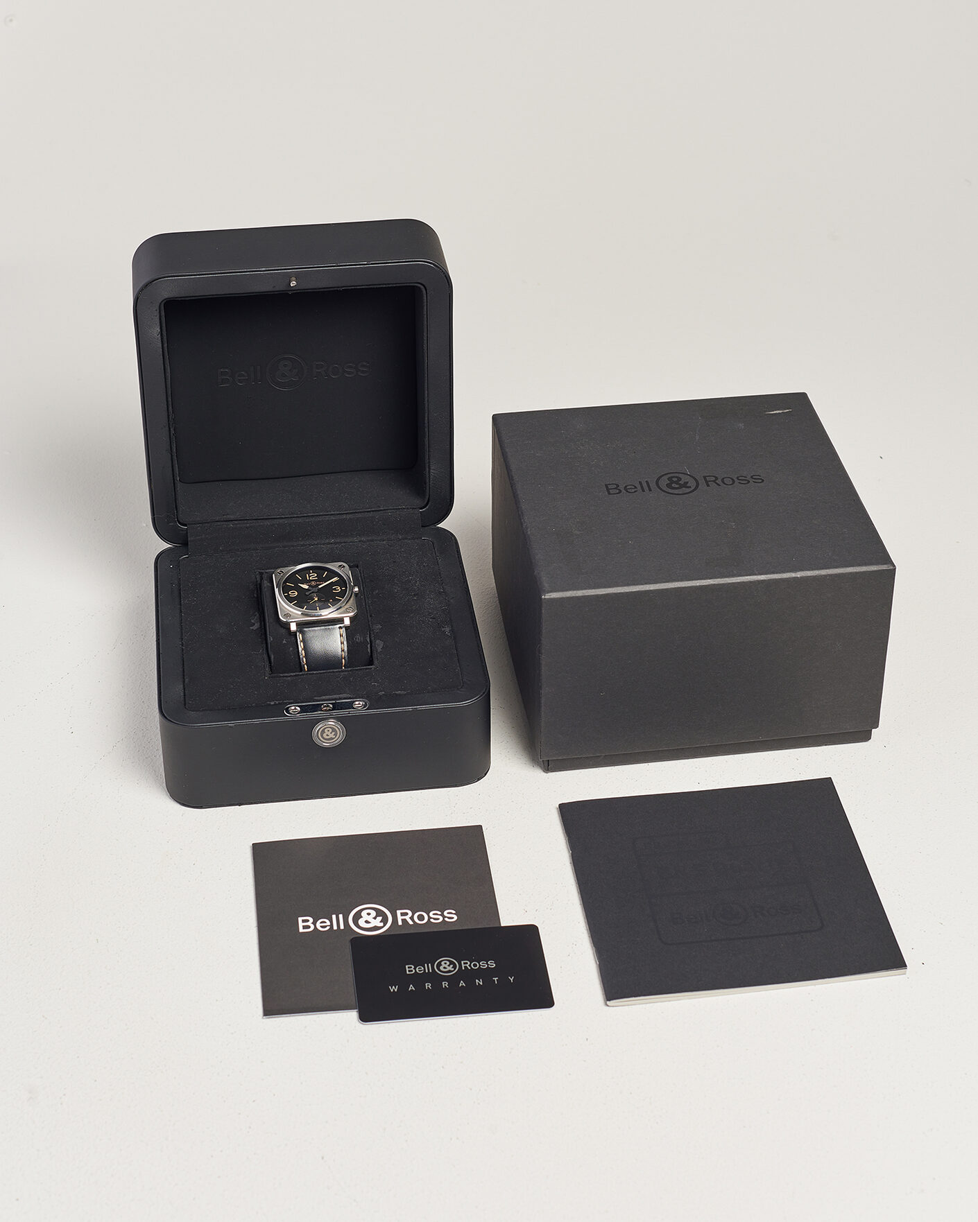 Hombres | Pre-Owned & Vintage Watches | Bell & Ross Pre-Owned | BRS-64