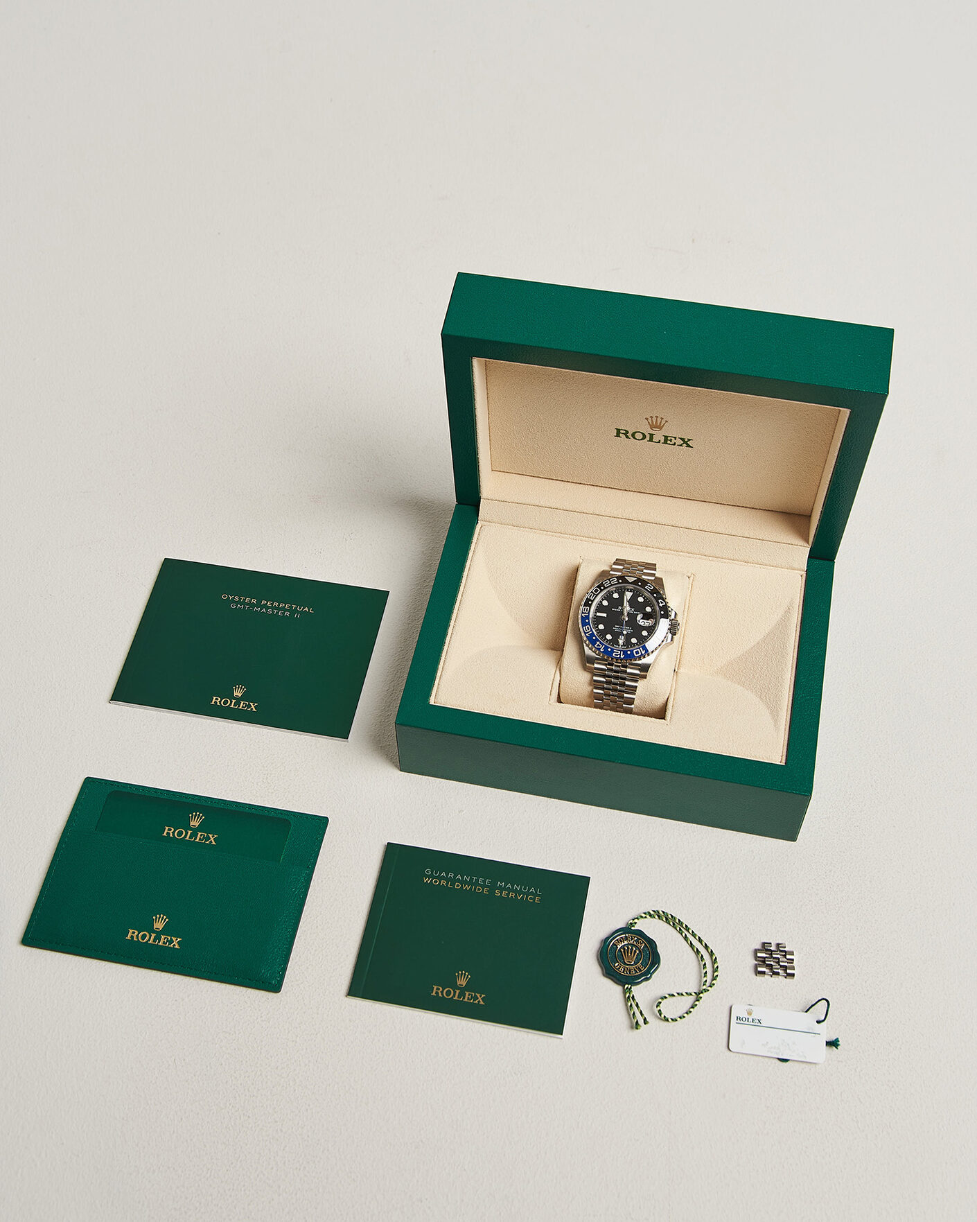Hombres | Pre-Owned & Vintage Watches | Rolex Pre-Owned | GMT-Master II Batgirl 