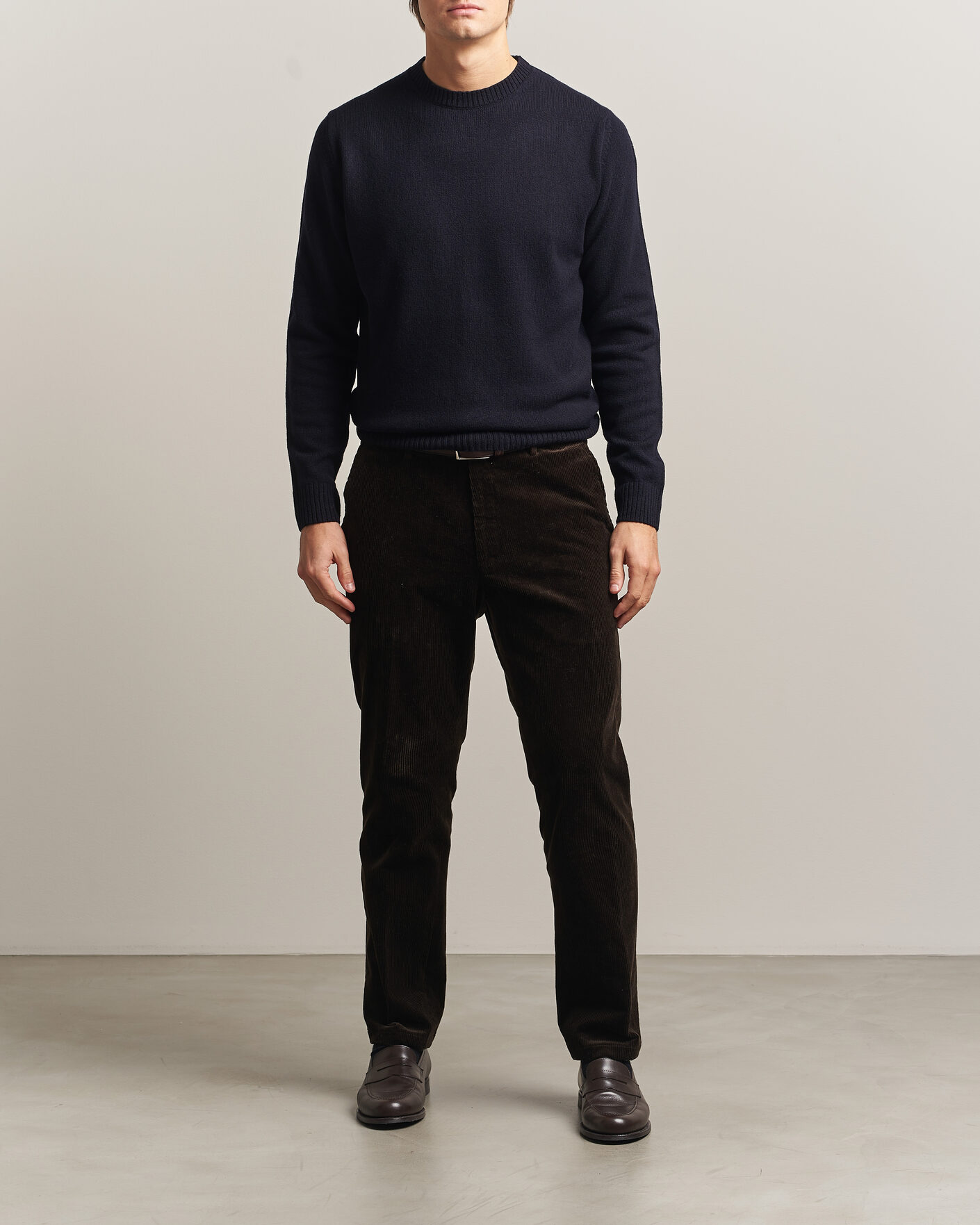 Hombres | Jerséis y prendas de punto | Stenströms | Knitted Lambswool Crew Neck Dark Navy