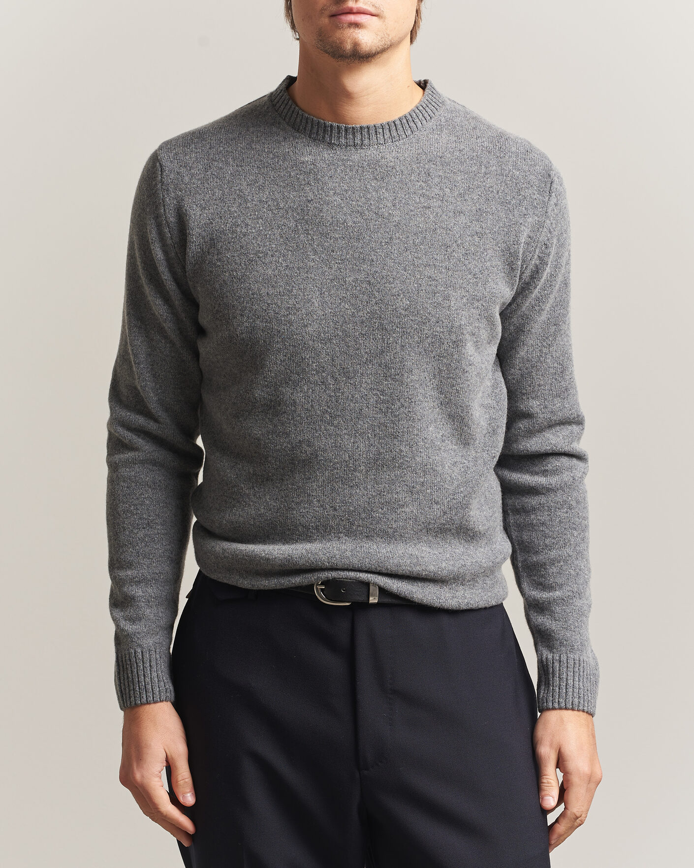 Hombres | Jerséis y prendas de punto | Stenströms | Knitted Lambswool Crew Neck Mid Grey Melange