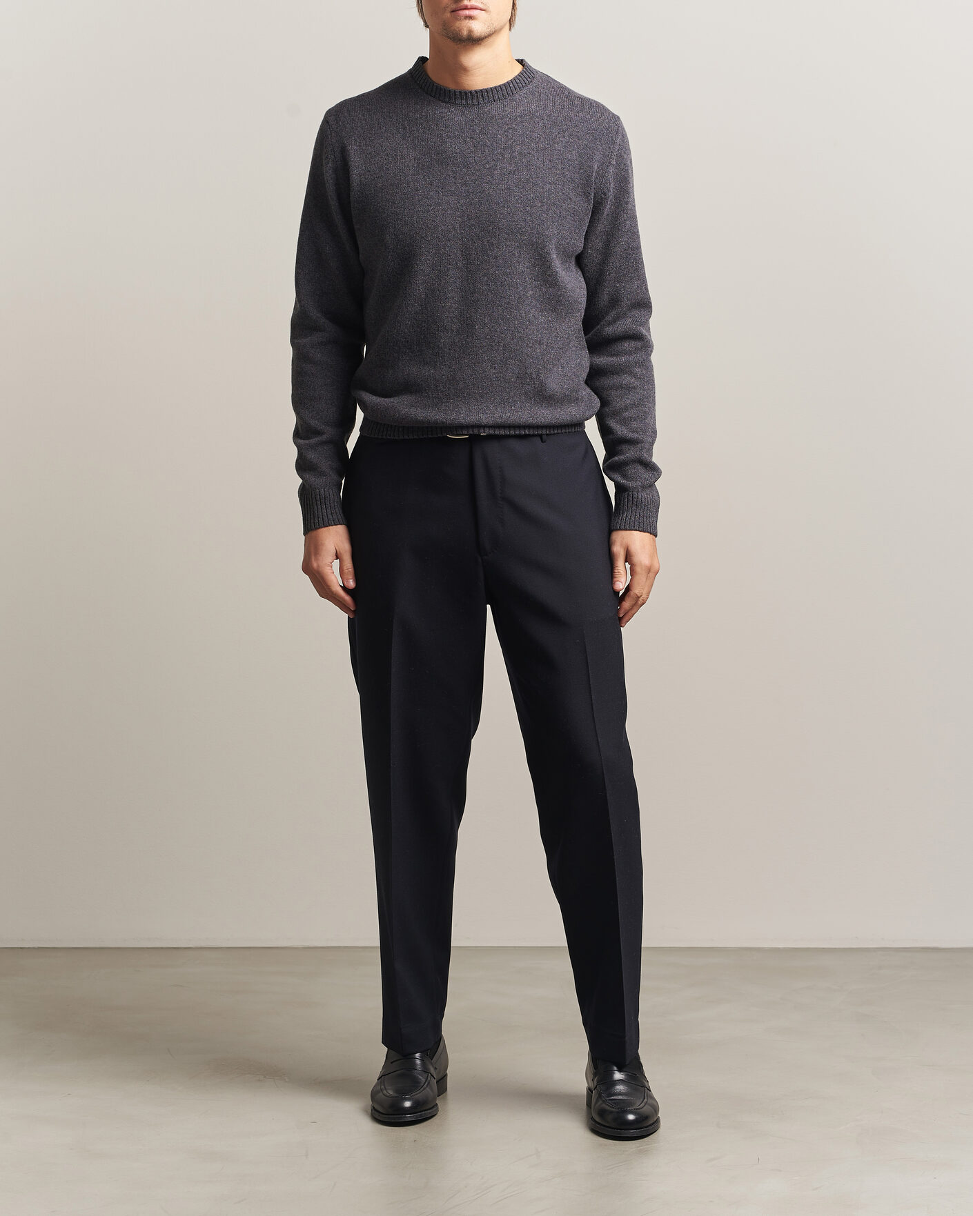 Hombres | Jerséis y prendas de punto | Stenströms | Knitted Lambswool Crew Neck Dark Grey Melange