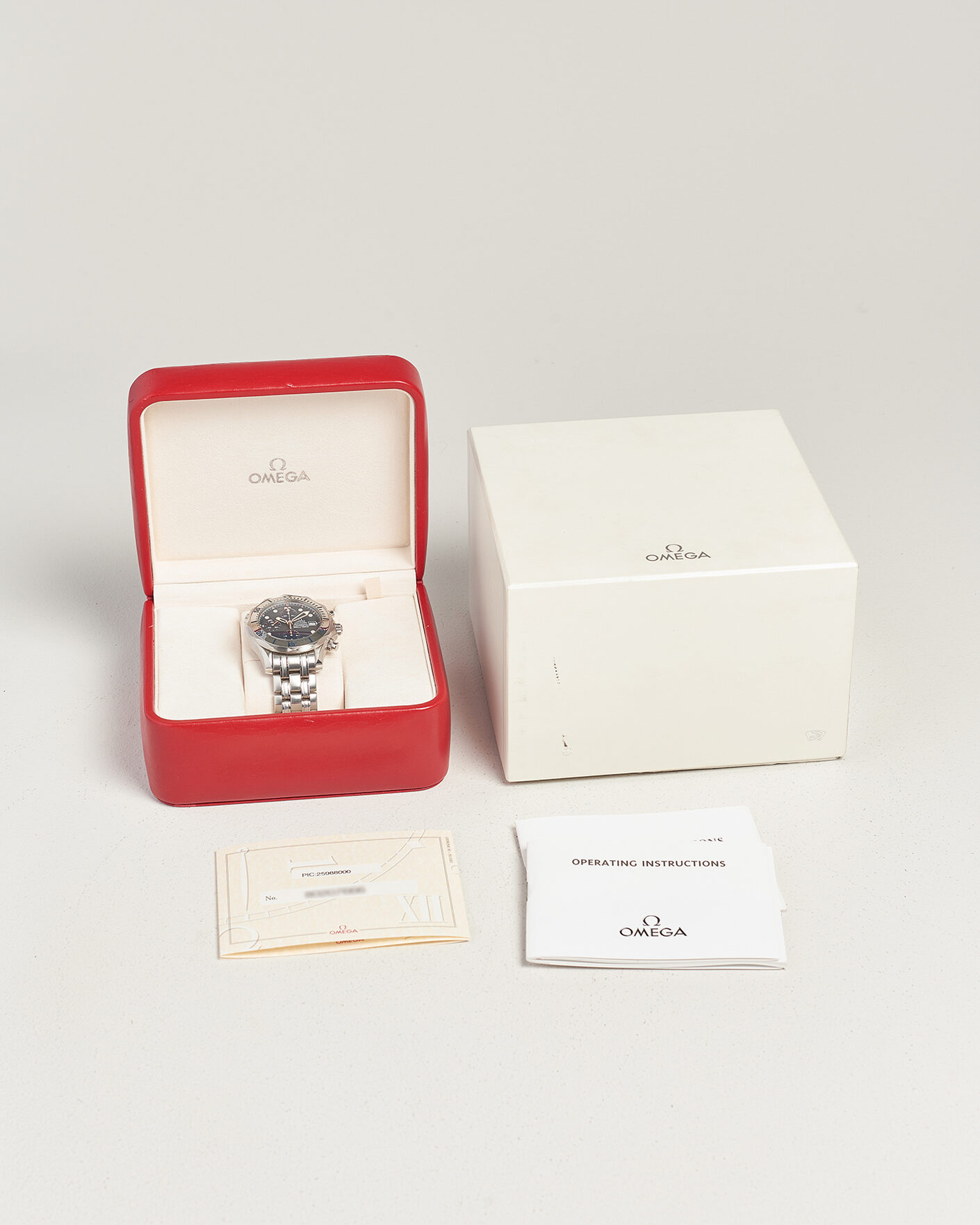Hombres | Pre-Owned & Vintage Watches | Omega Pre-Owned | Seamaster 300M Chrono