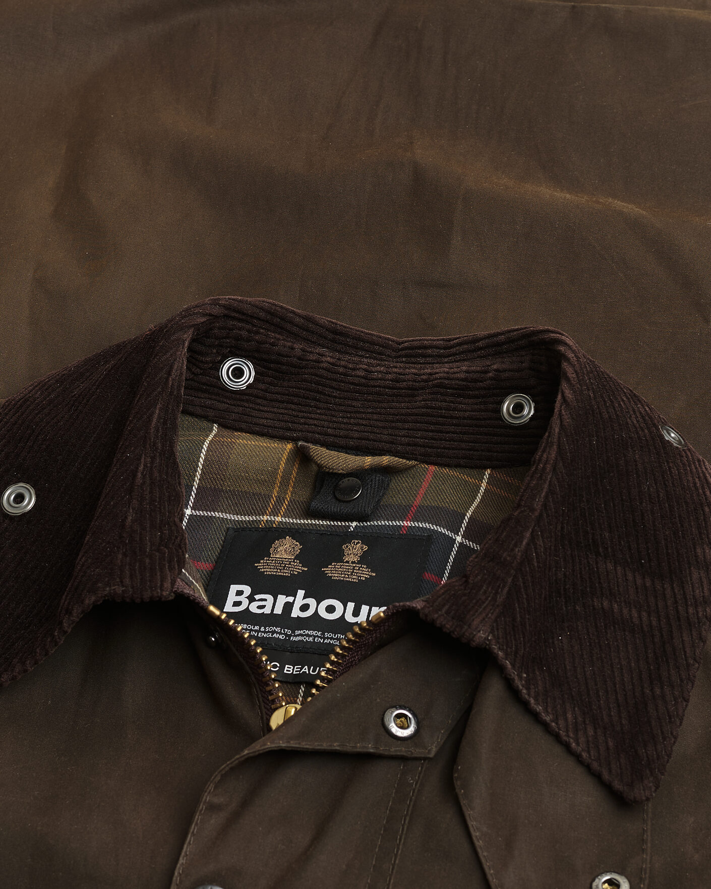 Hombres | Pre-owned Chaquetas | Pre-owned | Barbour Lifestyle Classic Beaufort Jacket Olive UK42 - EU52