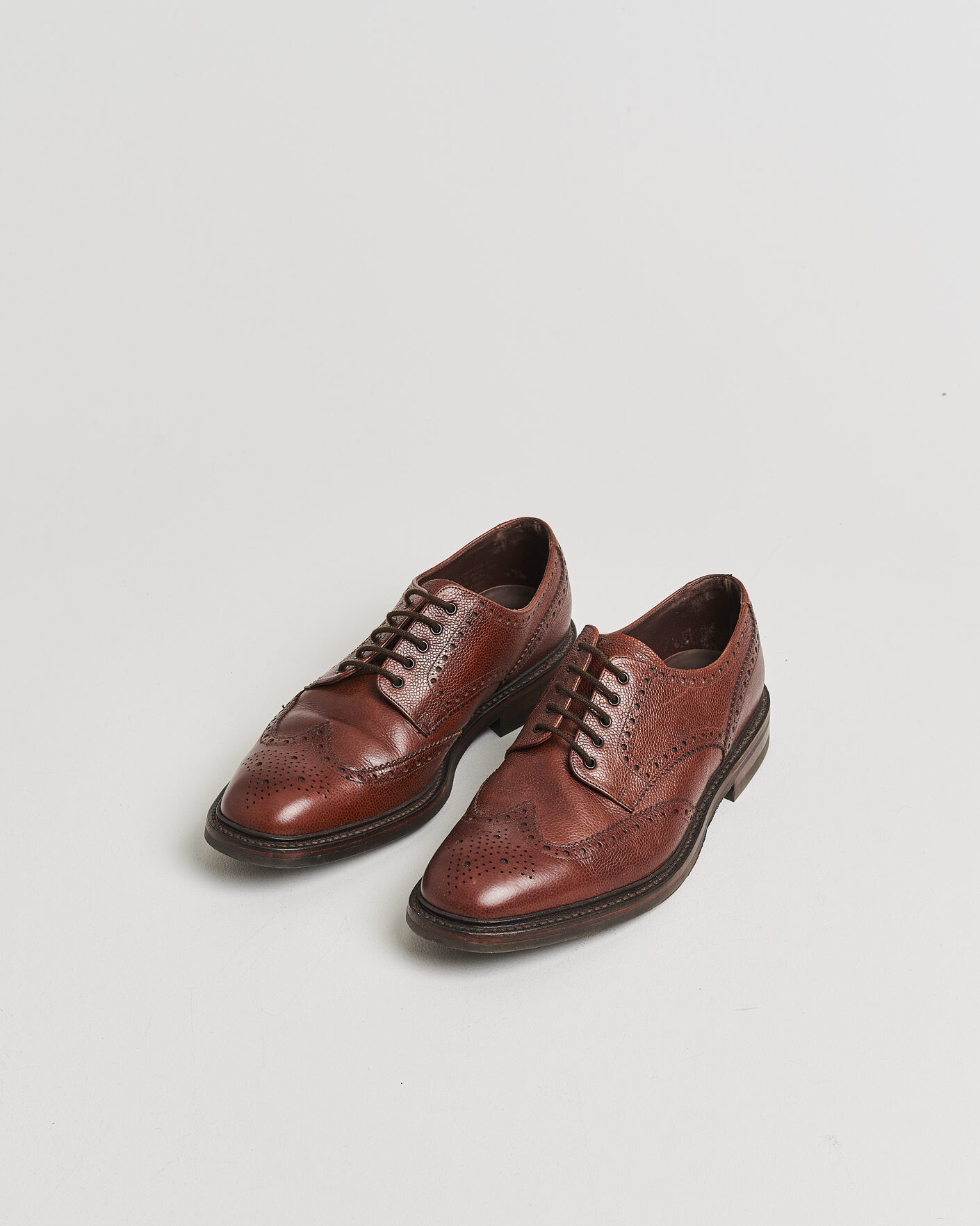 Hombres | Pre-owned Zapatos cosidos a mano | Pre-owned | Loake 1880 Badminton Brogue Dark Brown Grain UK10,5 - EU44,5
