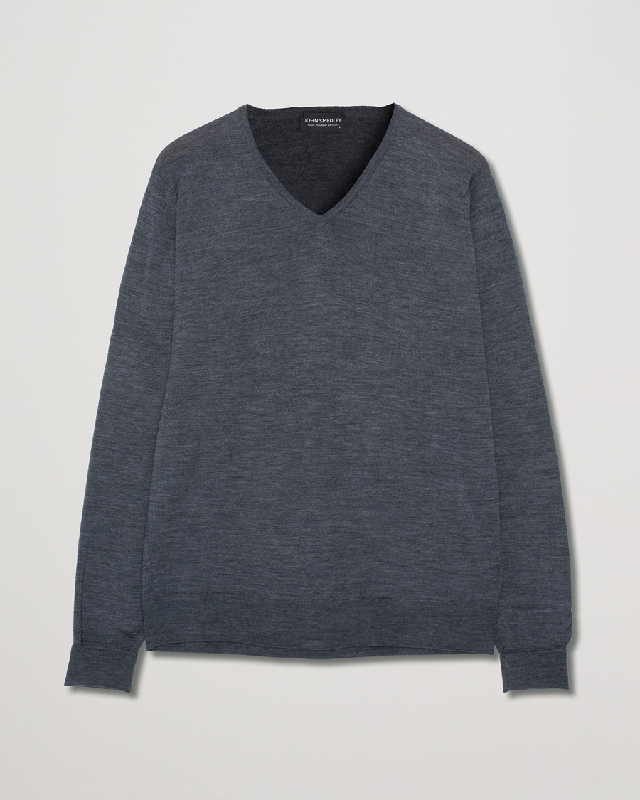 Hombres | Jerséis y prendas de punto | Pre-owned | John Smedley Bobby Extra Fine Merino V-Neck Pullover Charcoal