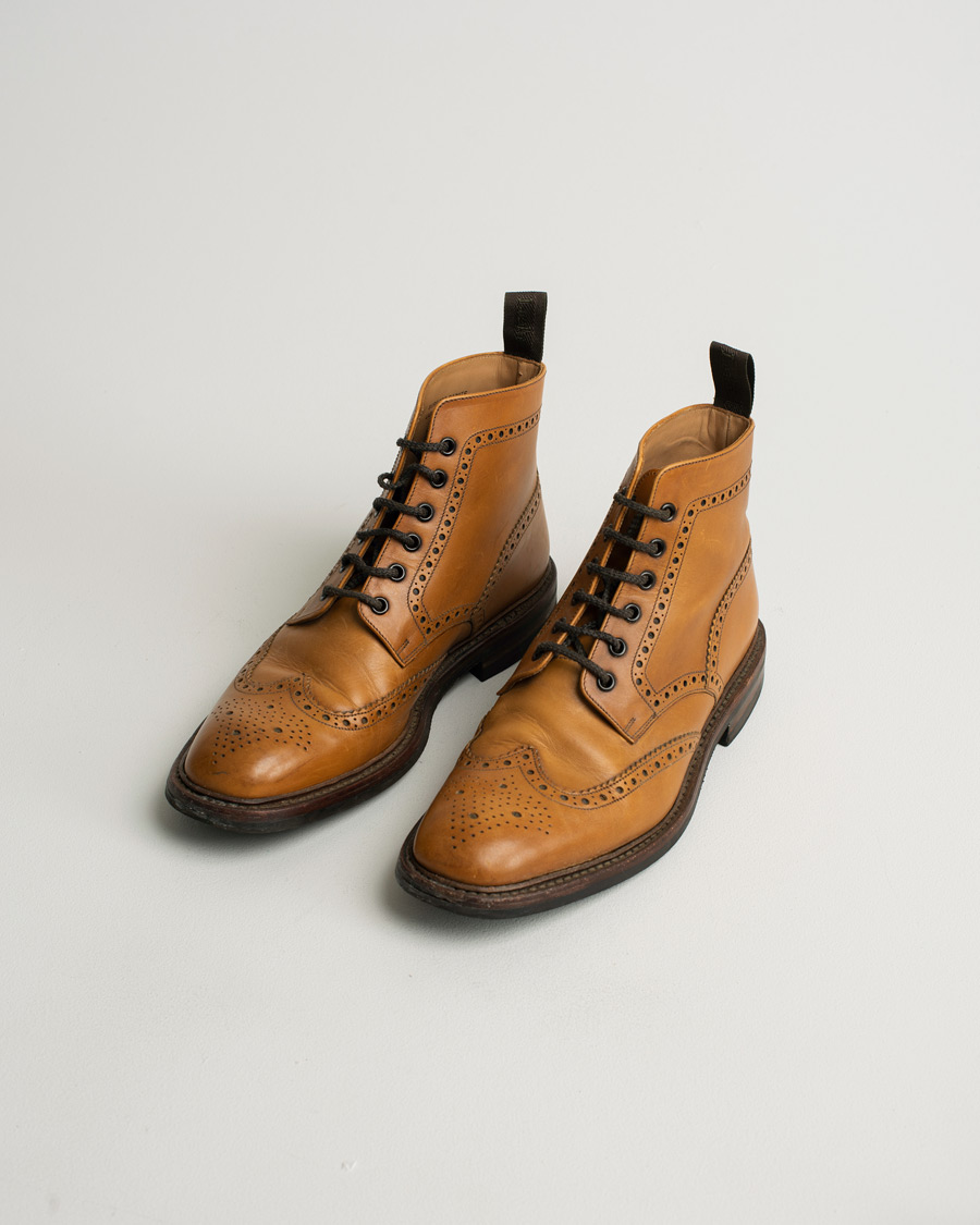 Hombres | Loake 1880 Burford Dainite Brogue Boot Tan Burnished Calf | Pre-owned | Loake 1880 Burford Dainite Brogue Boot Tan Burnished Calf