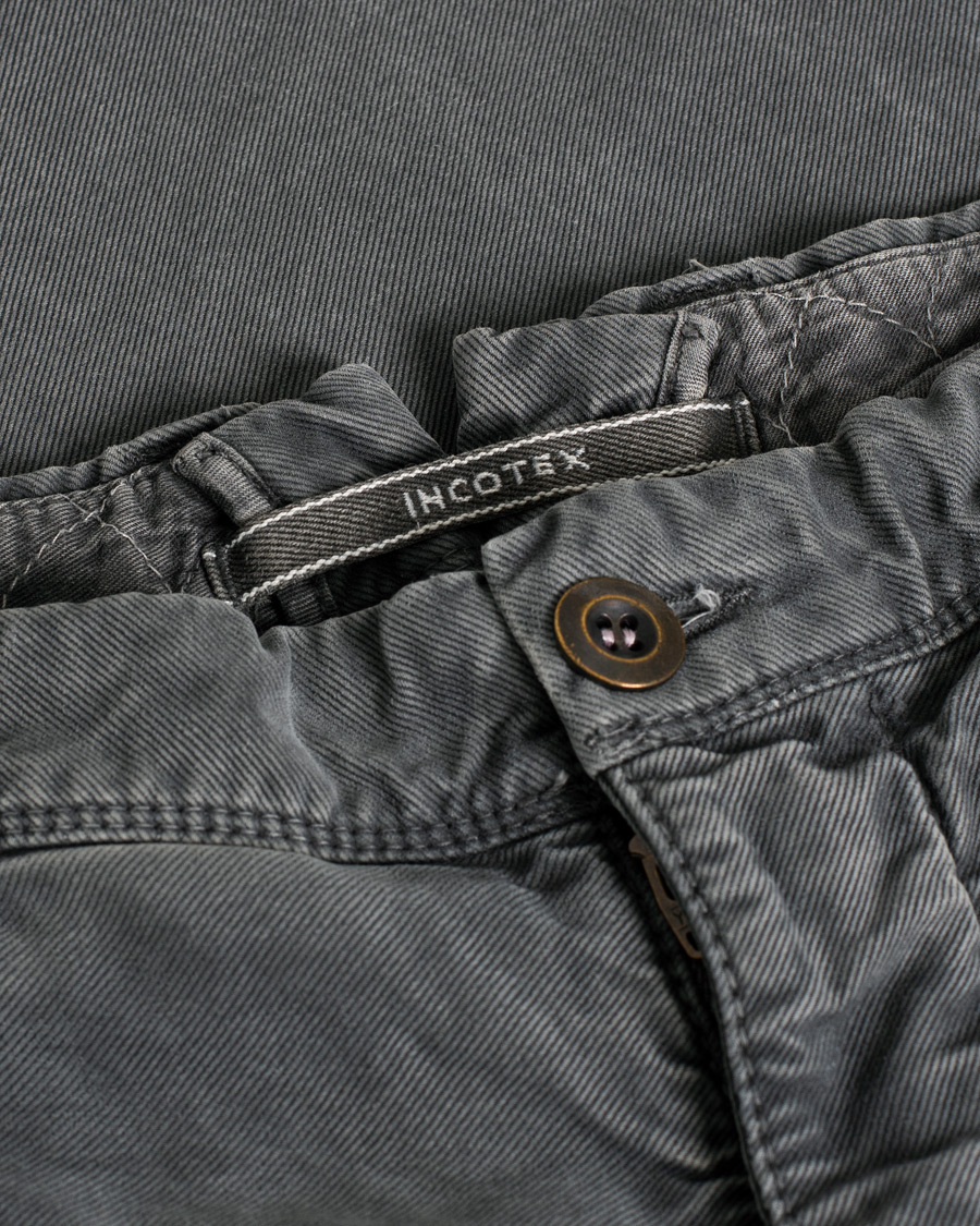 Hombres | Incotex Slim Fit Garment Dyed Washed Chino Dark Grey W34 | Pre-owned | Incotex Slim Fit Garment Dyed Washed Chino Dark Grey W34