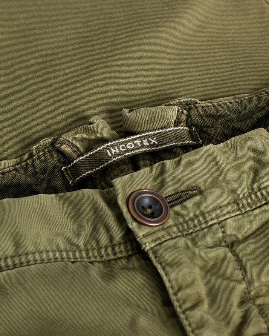 Hombres | Incotex Slim Fit Garment Dyed Washed Chino Green W33 | Pre-owned | Incotex Slim Fit Garment Dyed Washed Chino Green W33