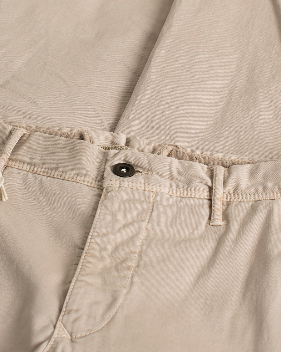 Hombres | Incotex Slim Fit Stretch Slacks Sand W33 | Pre-owned | Incotex Slim Fit Stretch Slacks Sand W33
