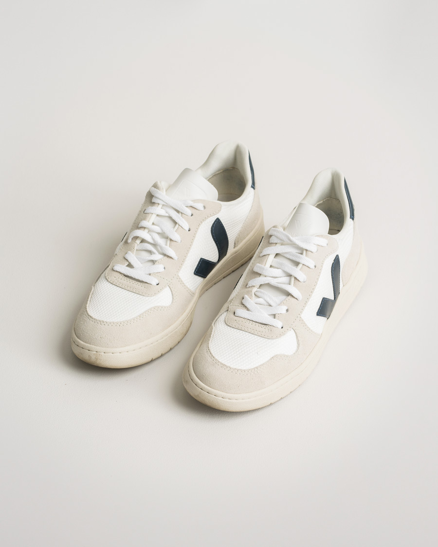 Hombres | Veja V-10 Mesh Sneaker White Nautico | Pre-owned | Veja V-10 Mesh Sneaker White Nautico