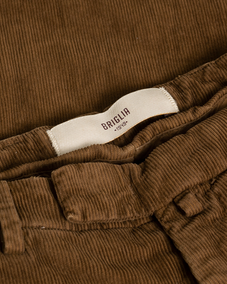 Hombres | Pantalones | Pre-owned | Briglia 1949 Slim Fit Corduroy Trousers Light Brown 48
