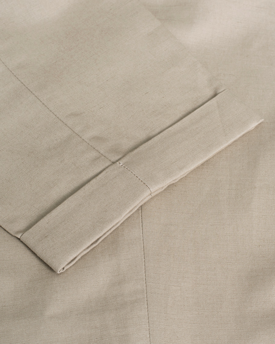 Hombres | Pantalones | Pre-owned | Briglia 1949 Easy Fit Pleated Linen/Cotton Trousers Beige