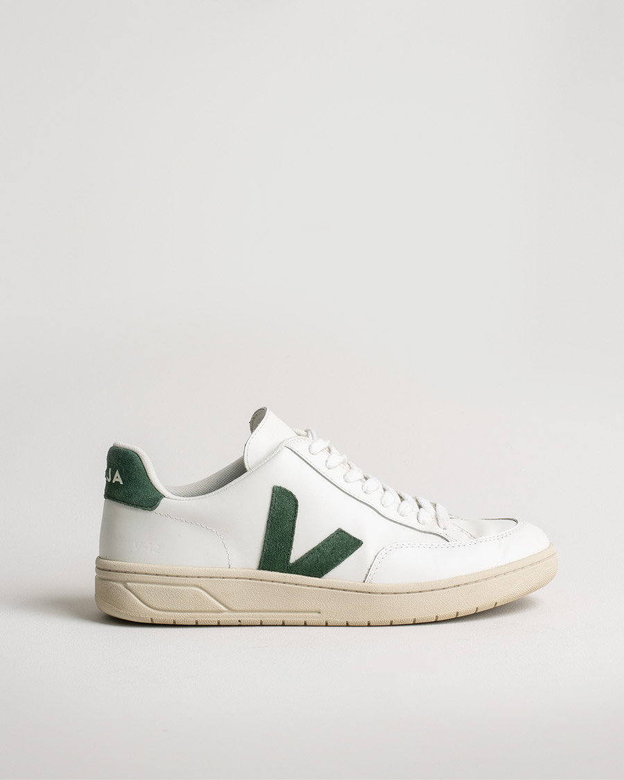 Hombres | Veja V-12 Leather Sneaker Extra White/Cypres | Pre-owned | Veja V-12 Leather Sneaker Extra White/Cypres