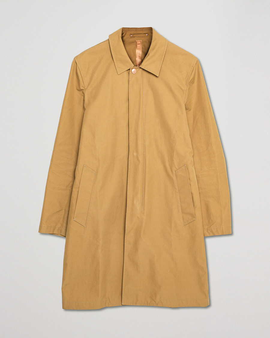 Hombres | Abrigos y chaquetas | Pre-owned | Private White V.C. Unlined Cotton Ventile Mac Coat 3.0 Mustard