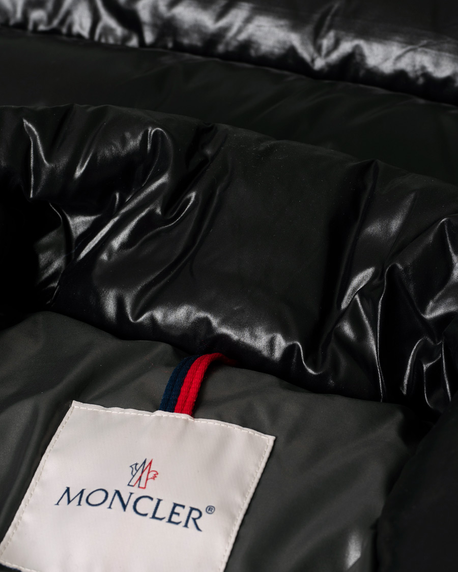 Hombres | Abrigos y chaquetas | Pre-owned | Moncler Tibb Down Vest Black