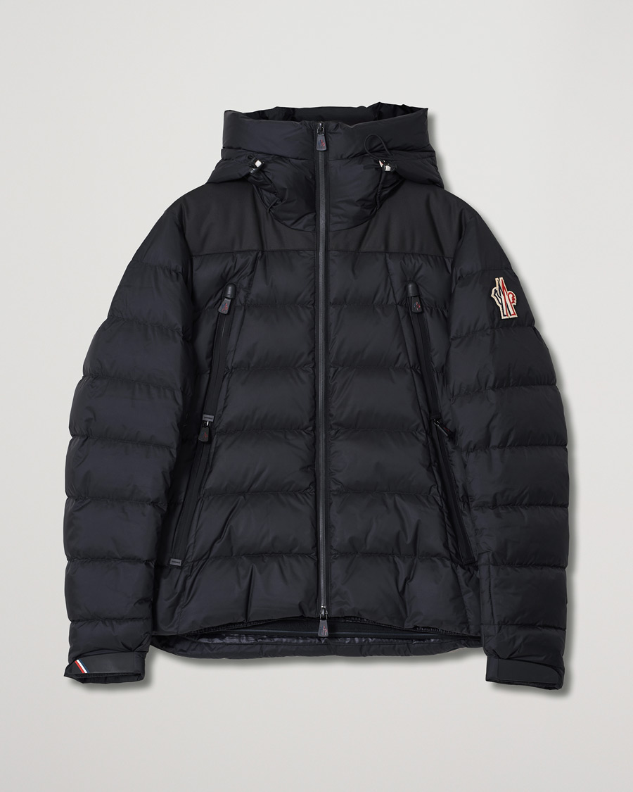 Hombres | Abrigos y chaquetas | Pre-owned | Moncler Grenoble Camurac Down Jacket Black