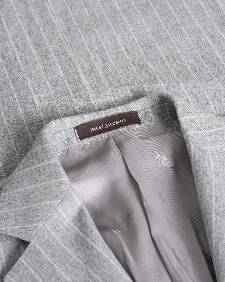 Hombres | Oscar Jacobson Ego Pinstripe Wool Flannel Suit Grey Melange | Pre-owned | Oscar Jacobson Ego Pinstripe Wool Flannel Suit Grey Melange