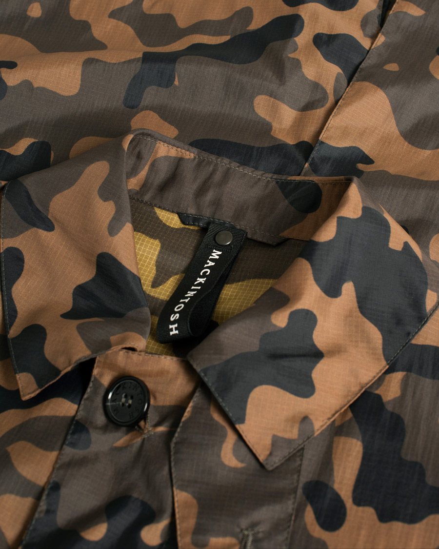 Hombres | Abrigos y chaquetas | Pre-owned | Mackintosh Shower Rain Coat Camo