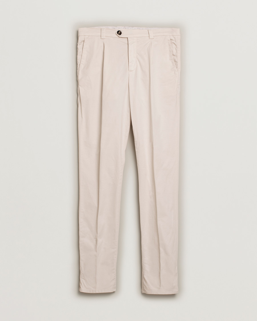 Hombres | Pantalones | Pre-owned | Brunello Cucinelli Slim Fit Pleated Trousers Off White