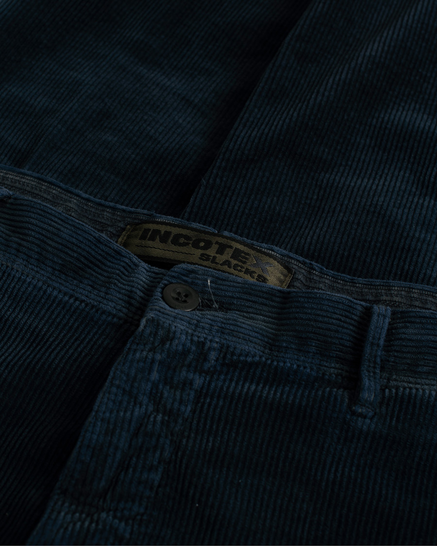 Hombres | Pantalones | Pre-owned | Incotex Slim Fit Leisure Cord Slacks Navy