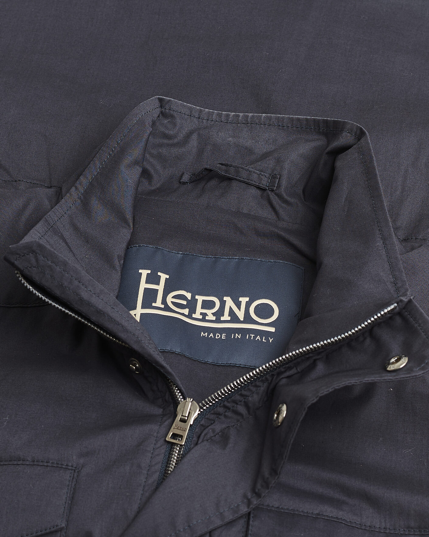 Hombres | Pre-owned Chaquetas | Pre-owned | Herno Lightwieght Cotton Field Jacket Navy 50