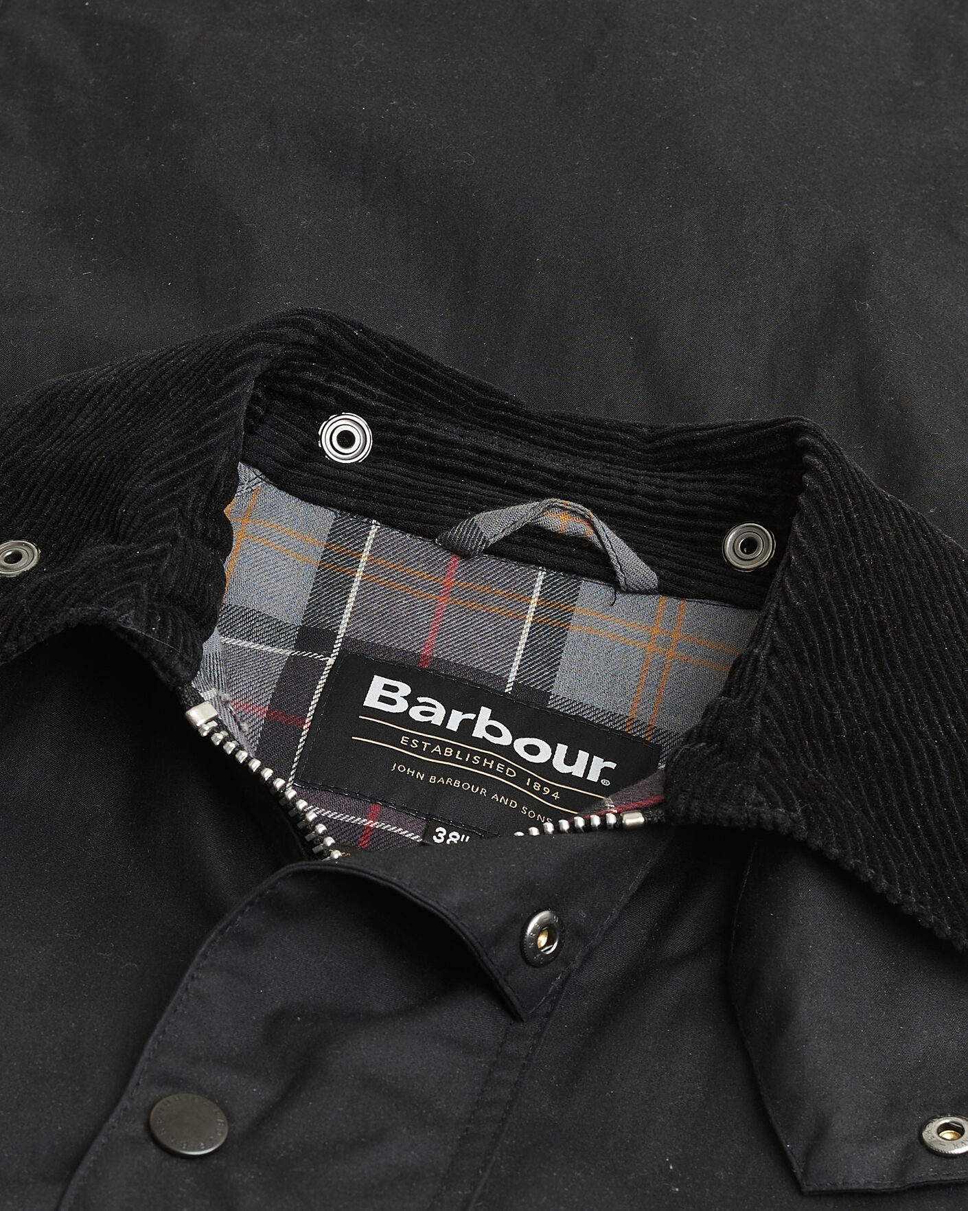 Hombres | Pre-owned Chaquetas | Pre-owned | Barbour Heritage Modfied Exmoore Wax Coat Black UK38 - EU48