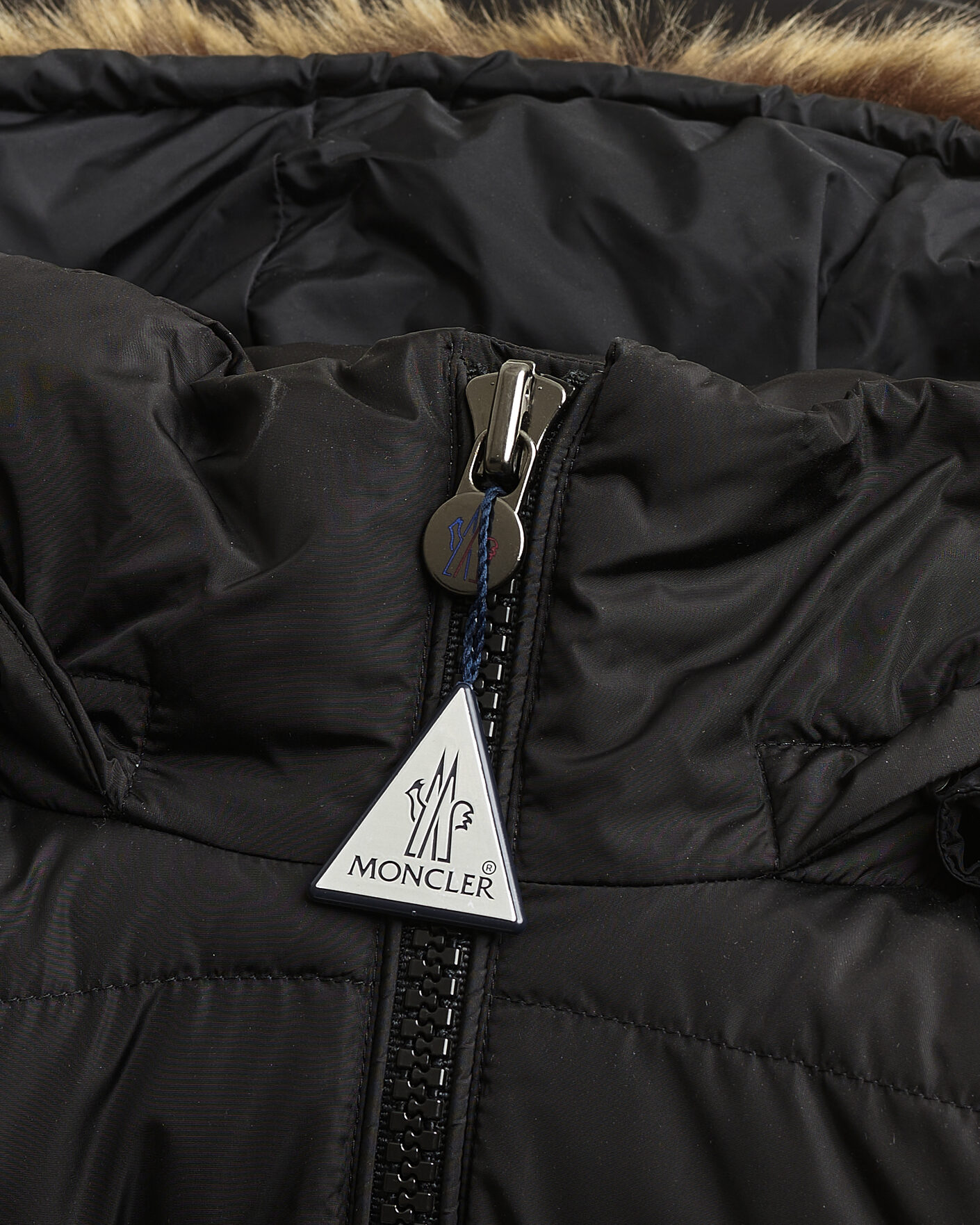 Hombres | Pre-owned Chaquetas | Pre-owned | Moncler Maya Faux Fur Jacket Black 2 - M