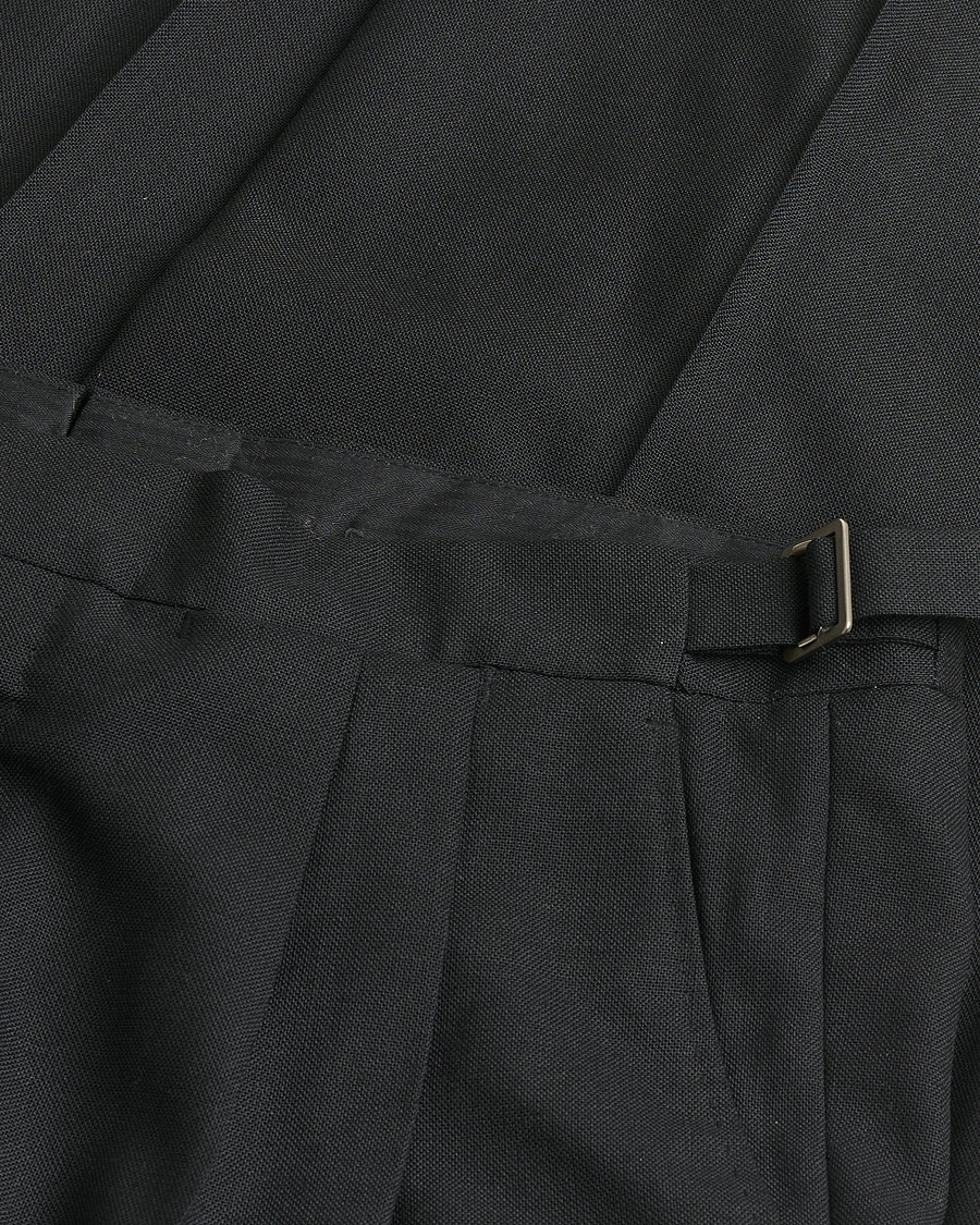 Hombres | Pre-owned Pantalones | Pre-owned | Berg&Berg High Waisted Double Pleated Wool Trousers Black 52
