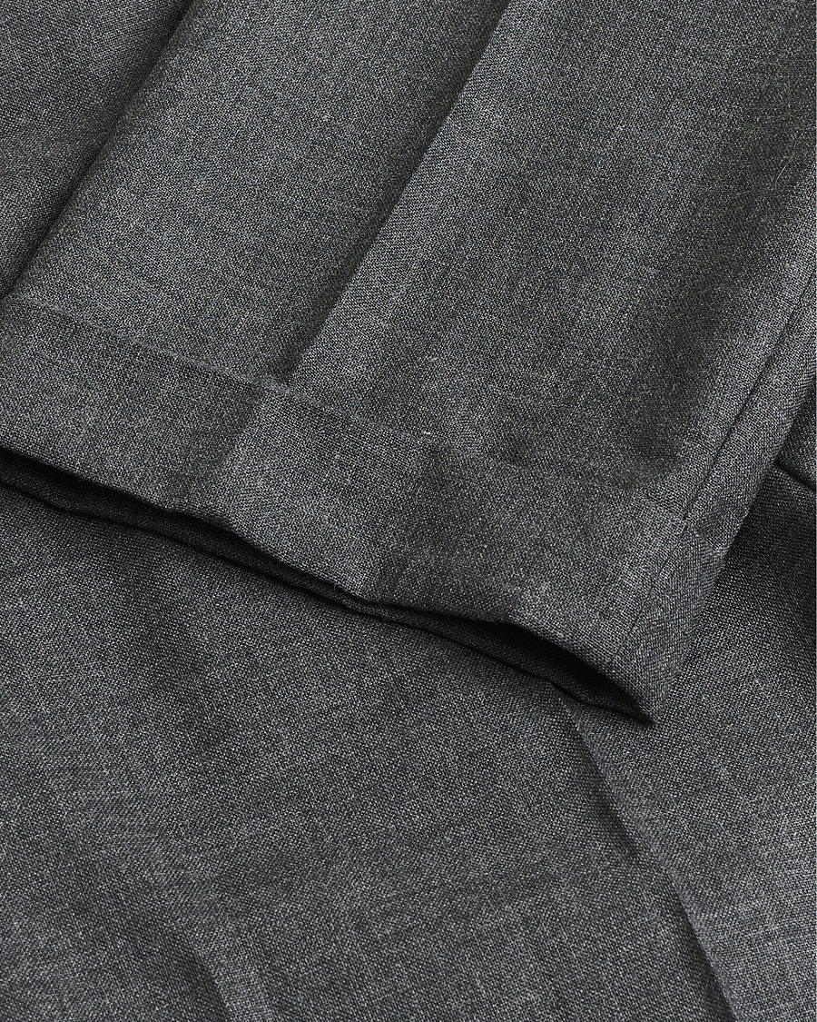 Hombres | Pre-owned Pantalones | Pre-owned | Berg&Berg High Waisted Double Pleated Wool Trousers Dark Grey 52