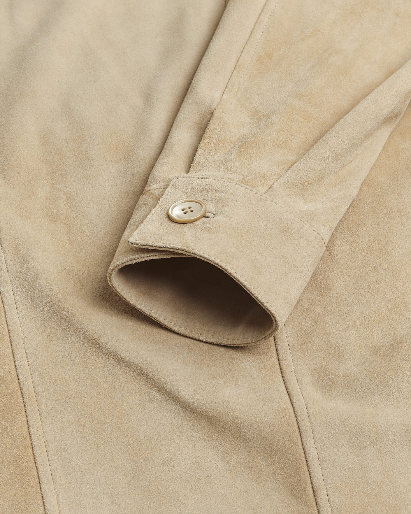 Hombres | Stenströms Suede Pocket Overshirt Beige M | Pre-owned | Stenströms Suede Pocket Overshirt Beige M