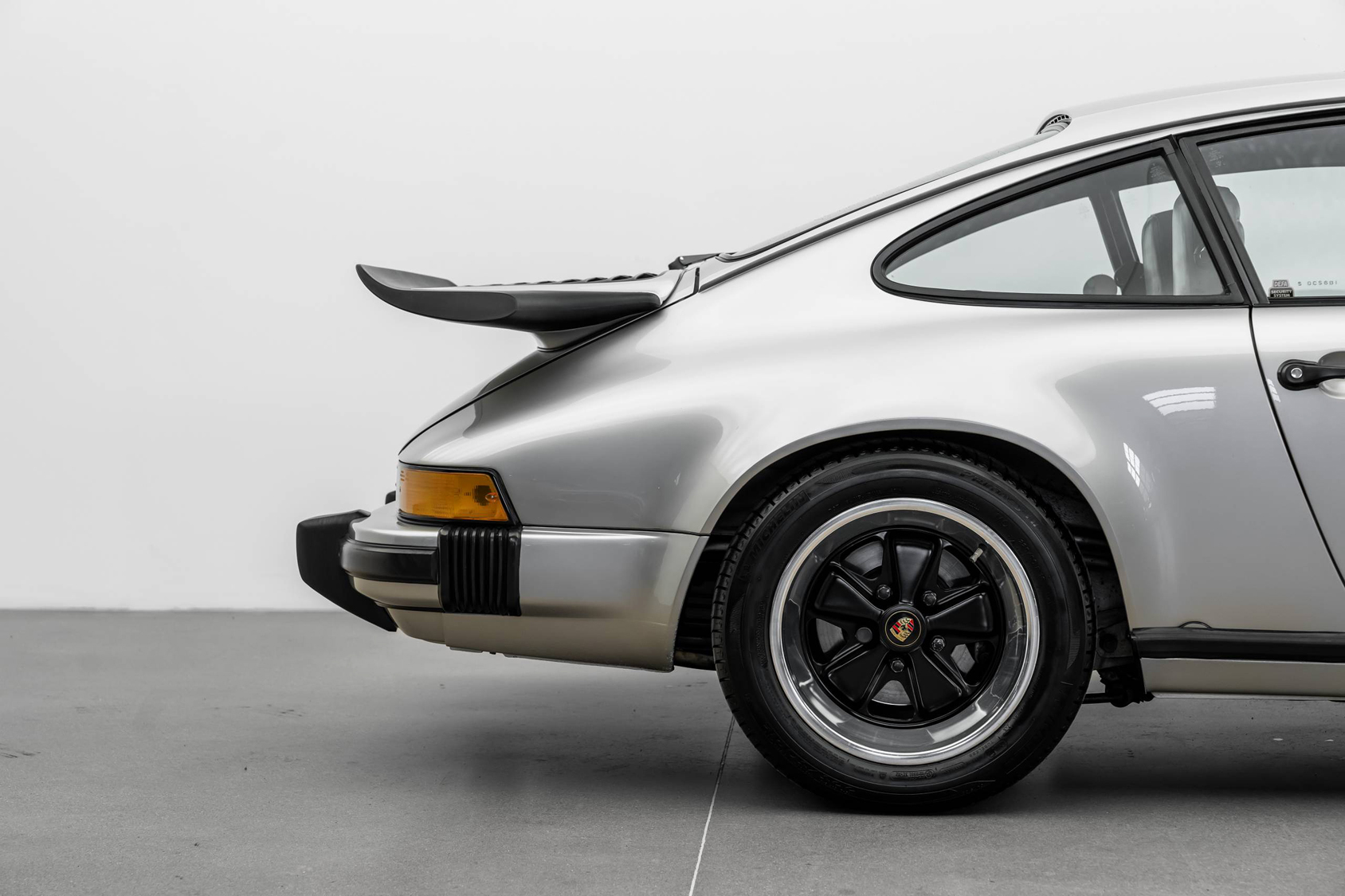 Hombres | | Pre-Owned & Vintage Cars | Porsche 911 SC ***SOLD***