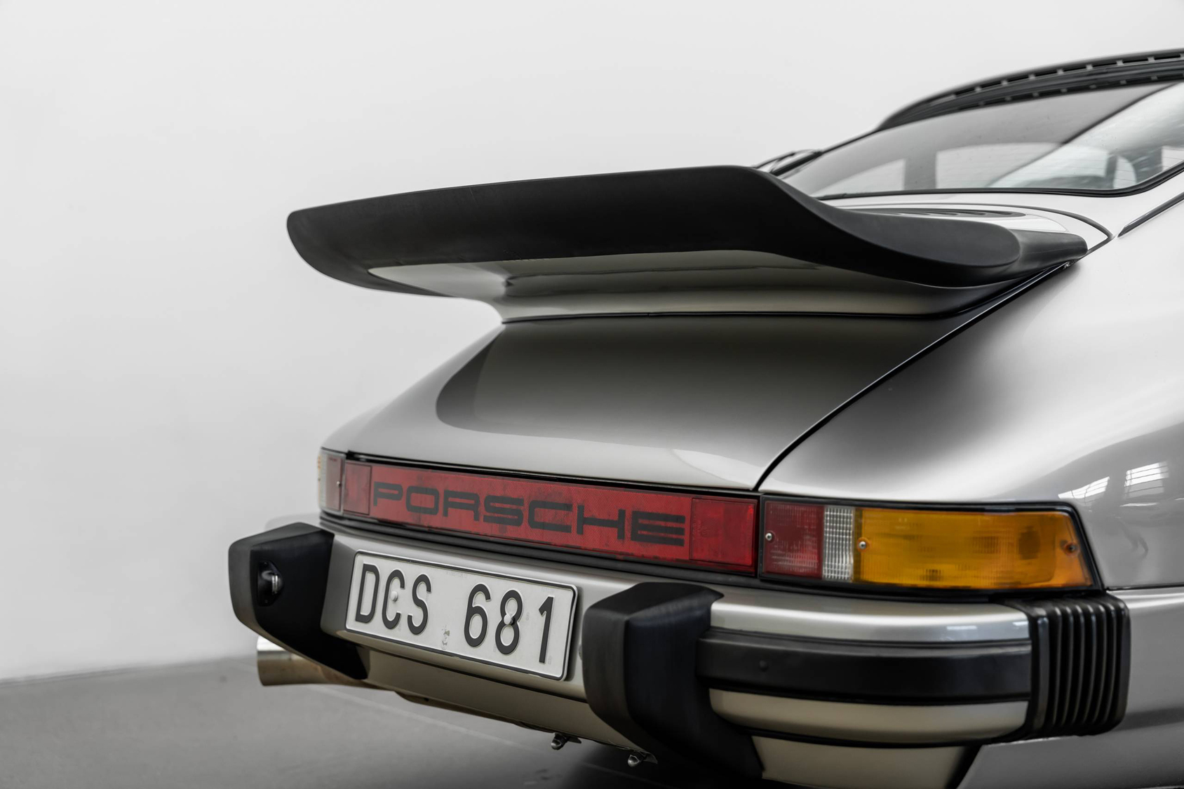 Hombres | | Pre-Owned & Vintage Cars | Porsche 911 SC ***SOLD***