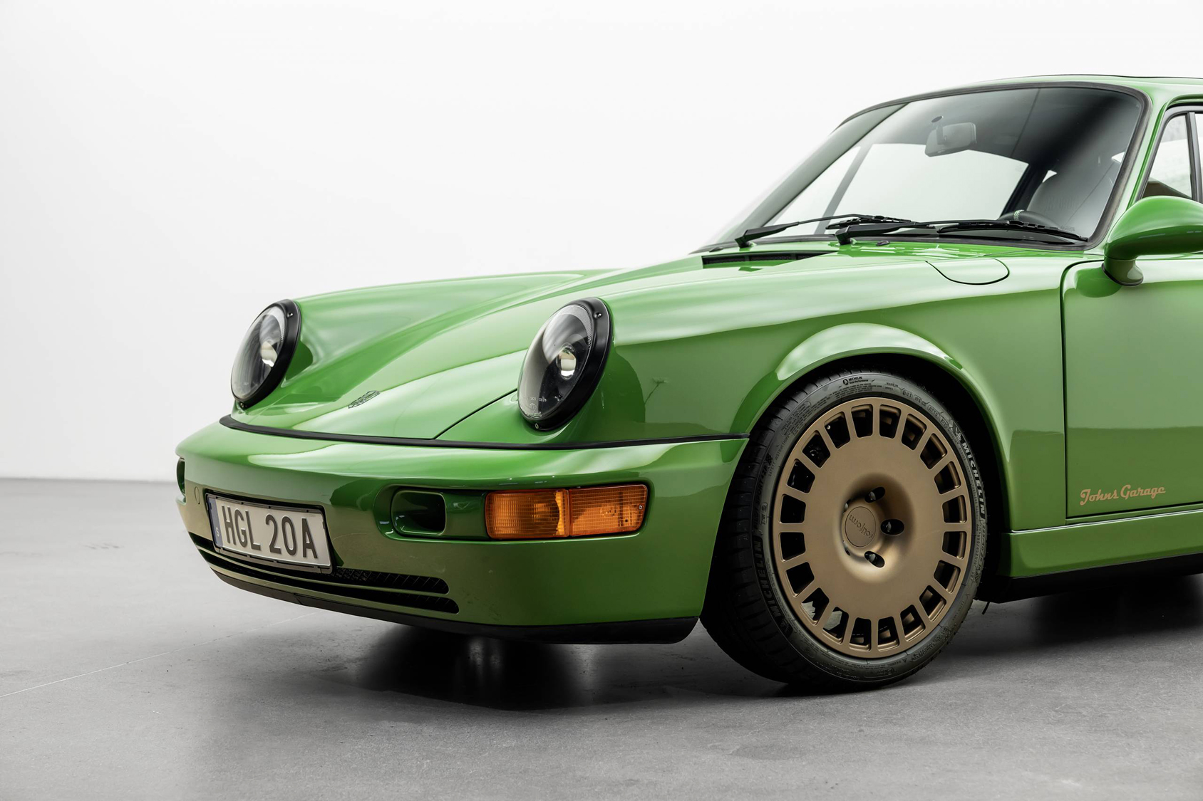 Hombres | | Pre-Owned & Vintage Cars | Porsche 911 Carrera 4 “Redrum” ***SOLD***