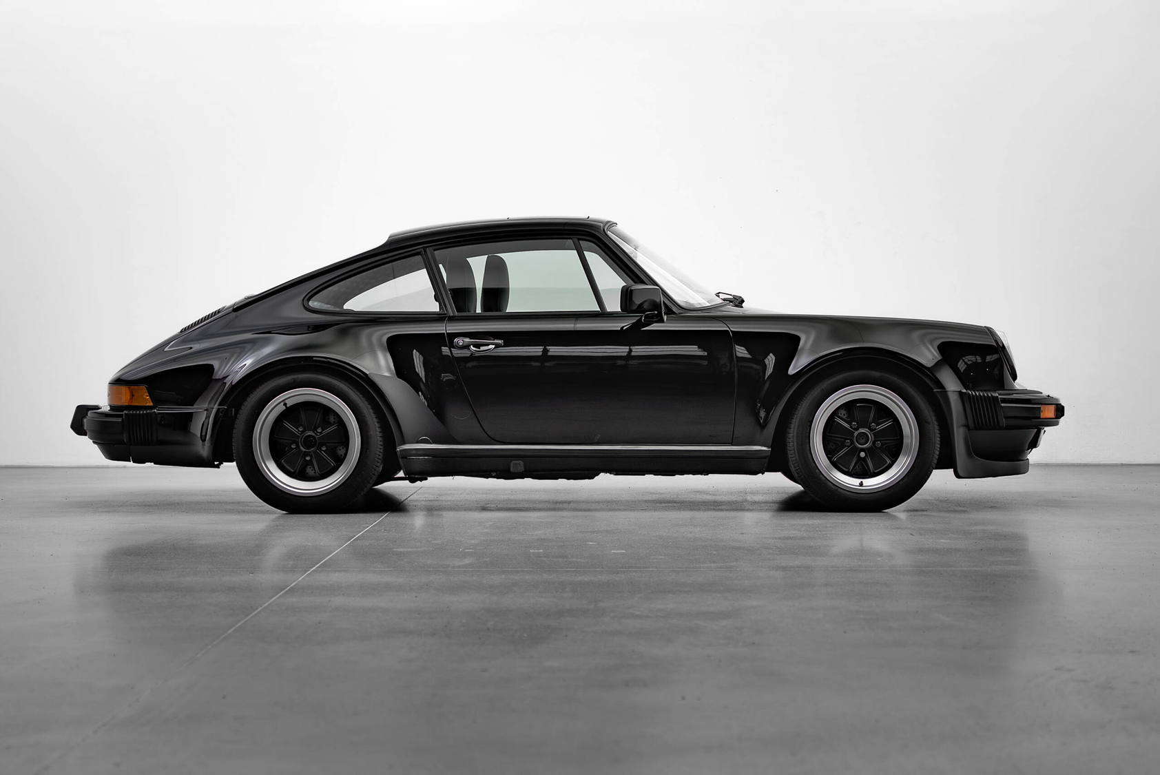 Hombres | | Pre-Owned & Vintage Cars | Revive One – WTL Electric