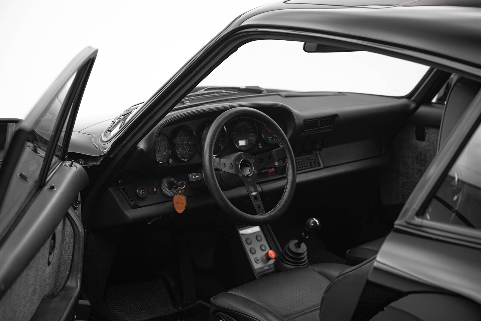 Hombres | | Pre-Owned & Vintage Cars | Revive One – WTL Electric