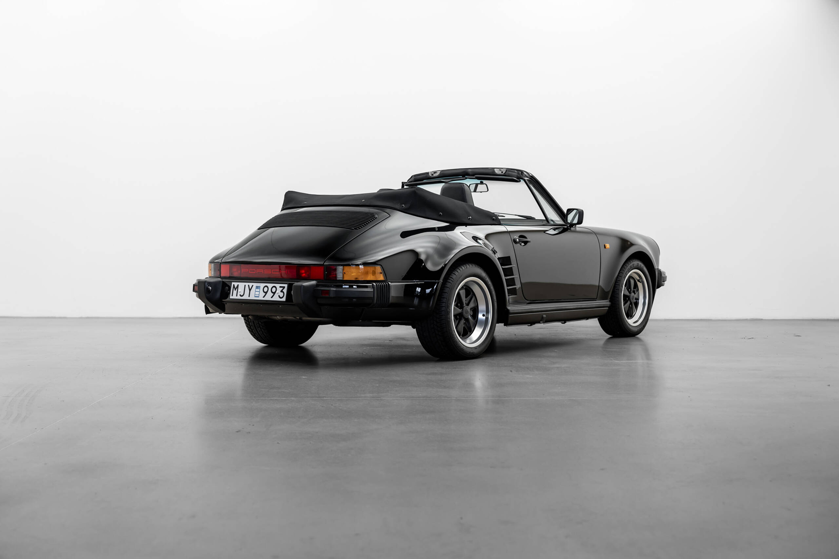 Hombres | | Pre-Owned & Vintage Cars | Porsche 911 Carrera WTL Cab ***SOLD***